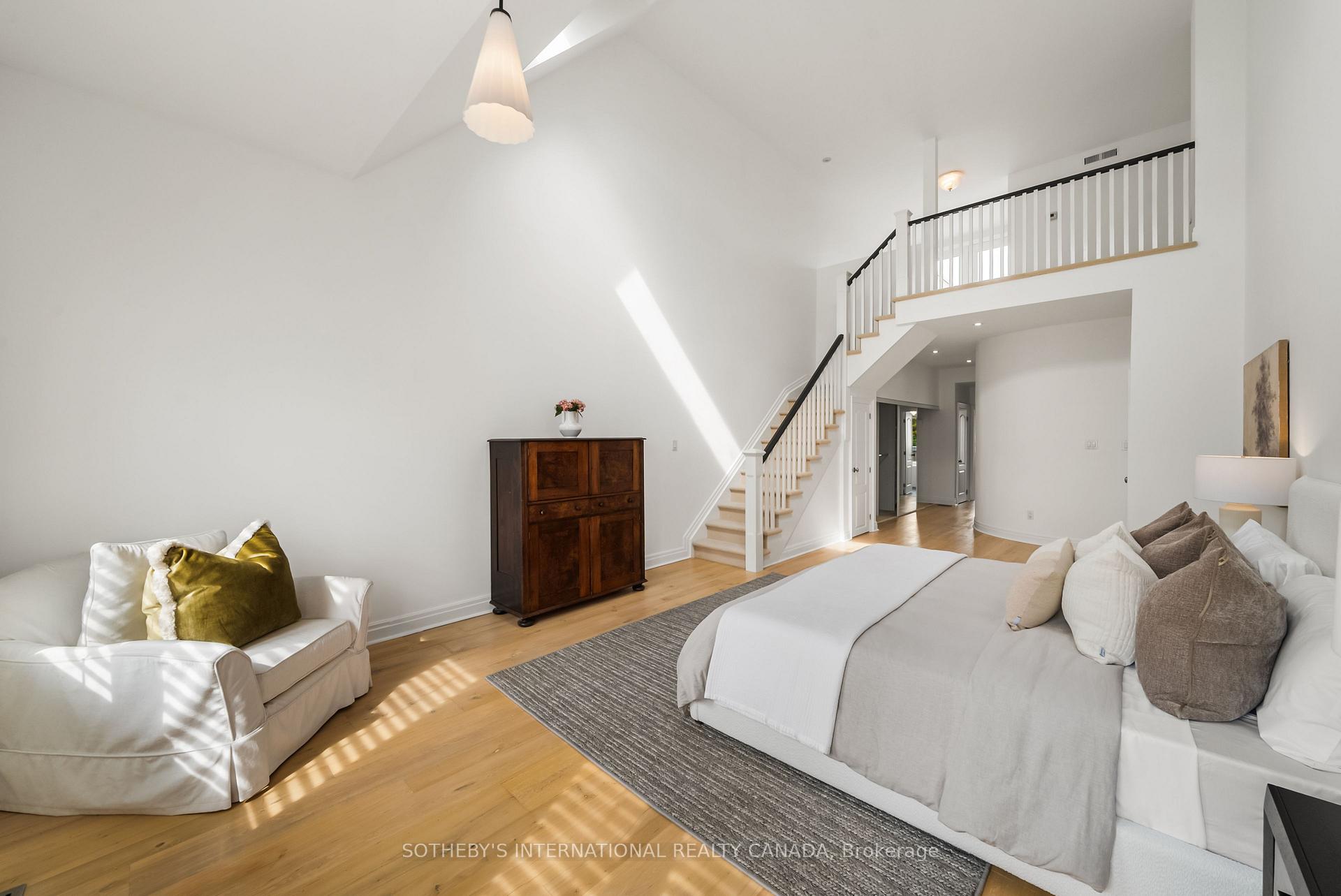 Photo 54 of 213 Walmer Road, Toronto, Casa Loma — HOMEH