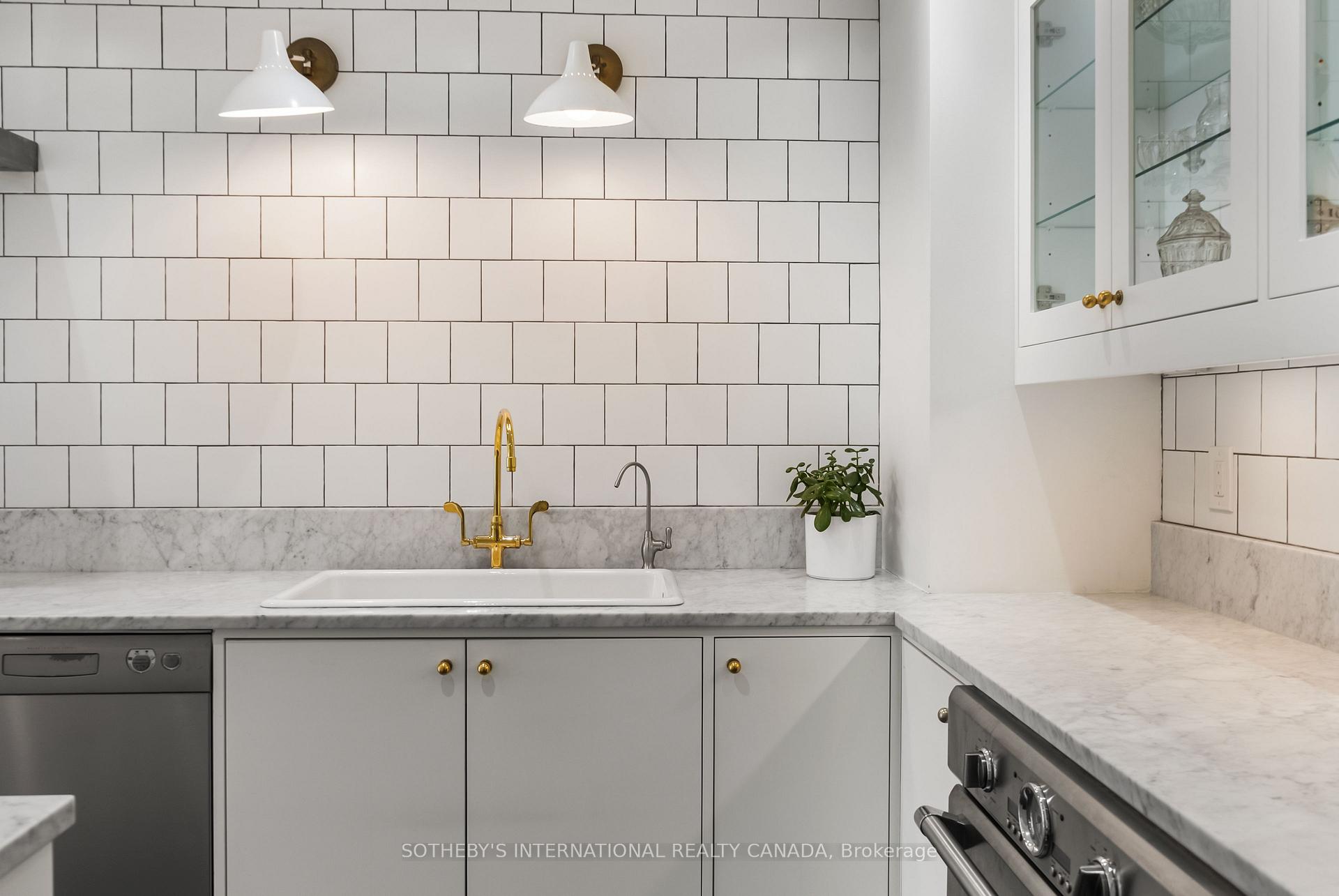 Photo 82 of 213 Walmer Road, Toronto, Casa Loma — HOMEH