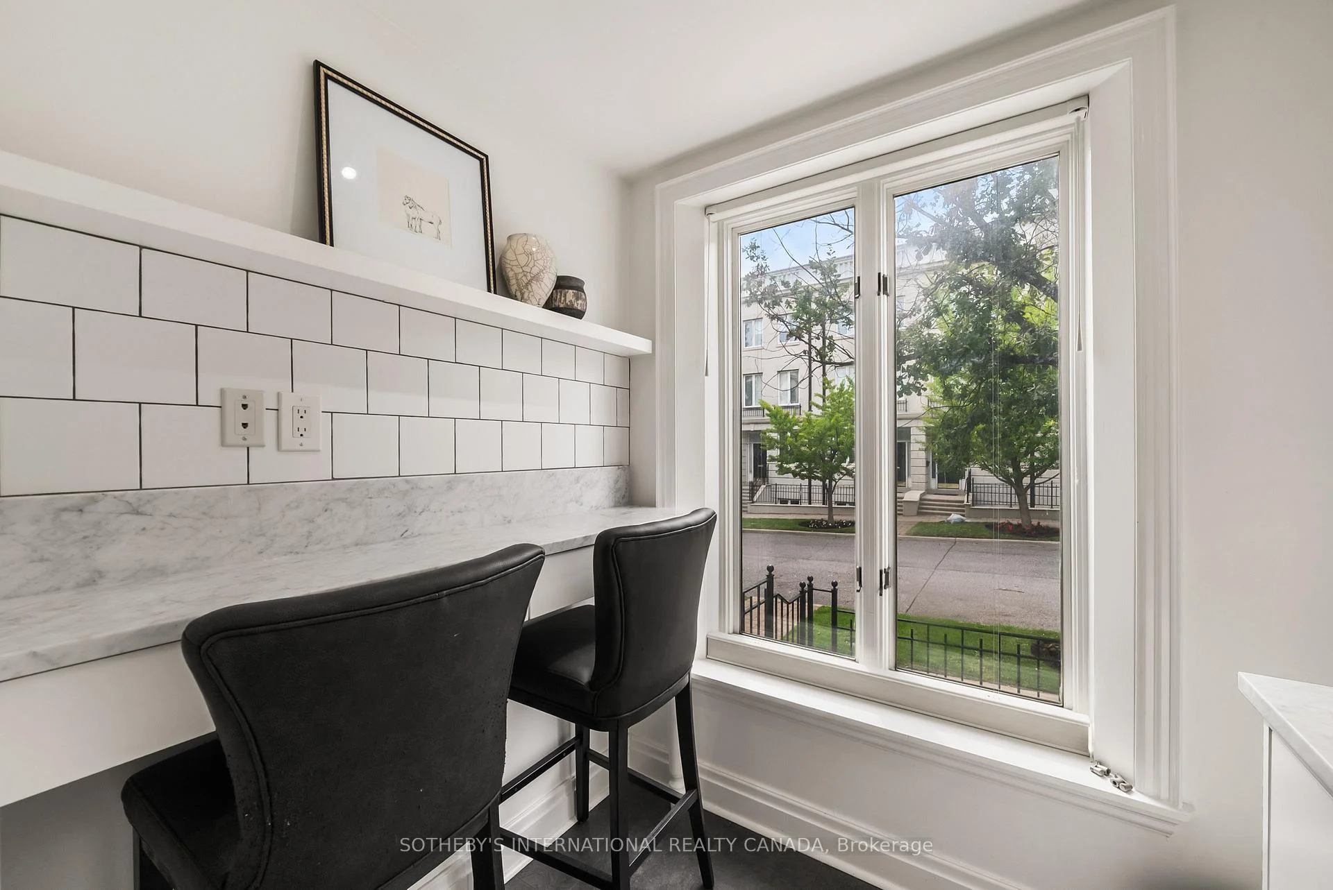 Photo 13 of 213 Walmer Road, Toronto, Casa Loma — HOMEH