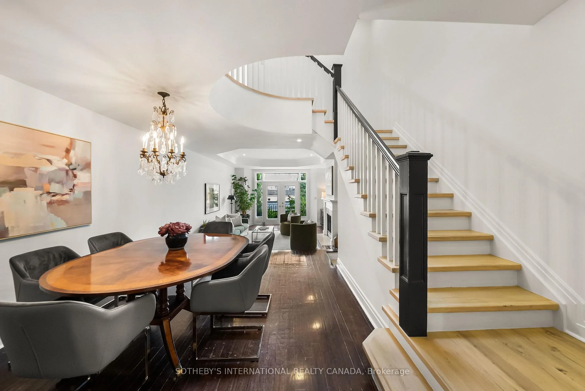 Photo 23 of 213 Walmer Road, Toronto, Casa Loma — HOMEH