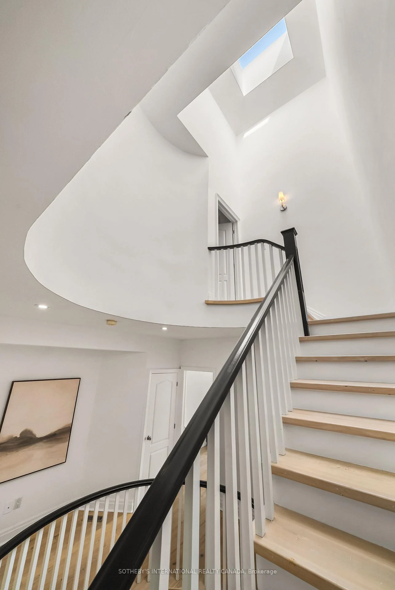Photo 59 of 213 Walmer Road, Toronto, Casa Loma — HOMEH