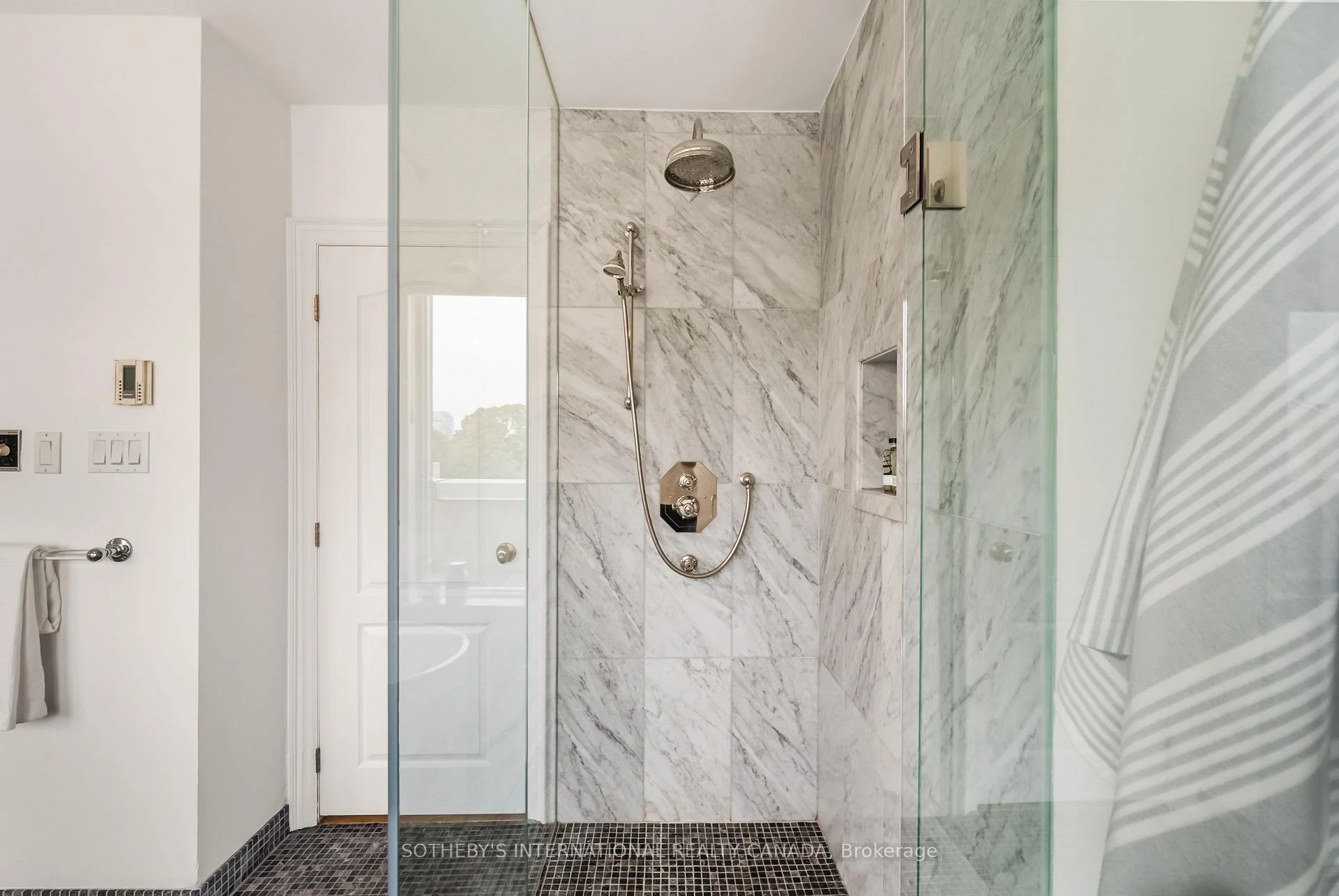 Photo 81 of 213 Walmer Road, Toronto, Casa Loma — HOMEH