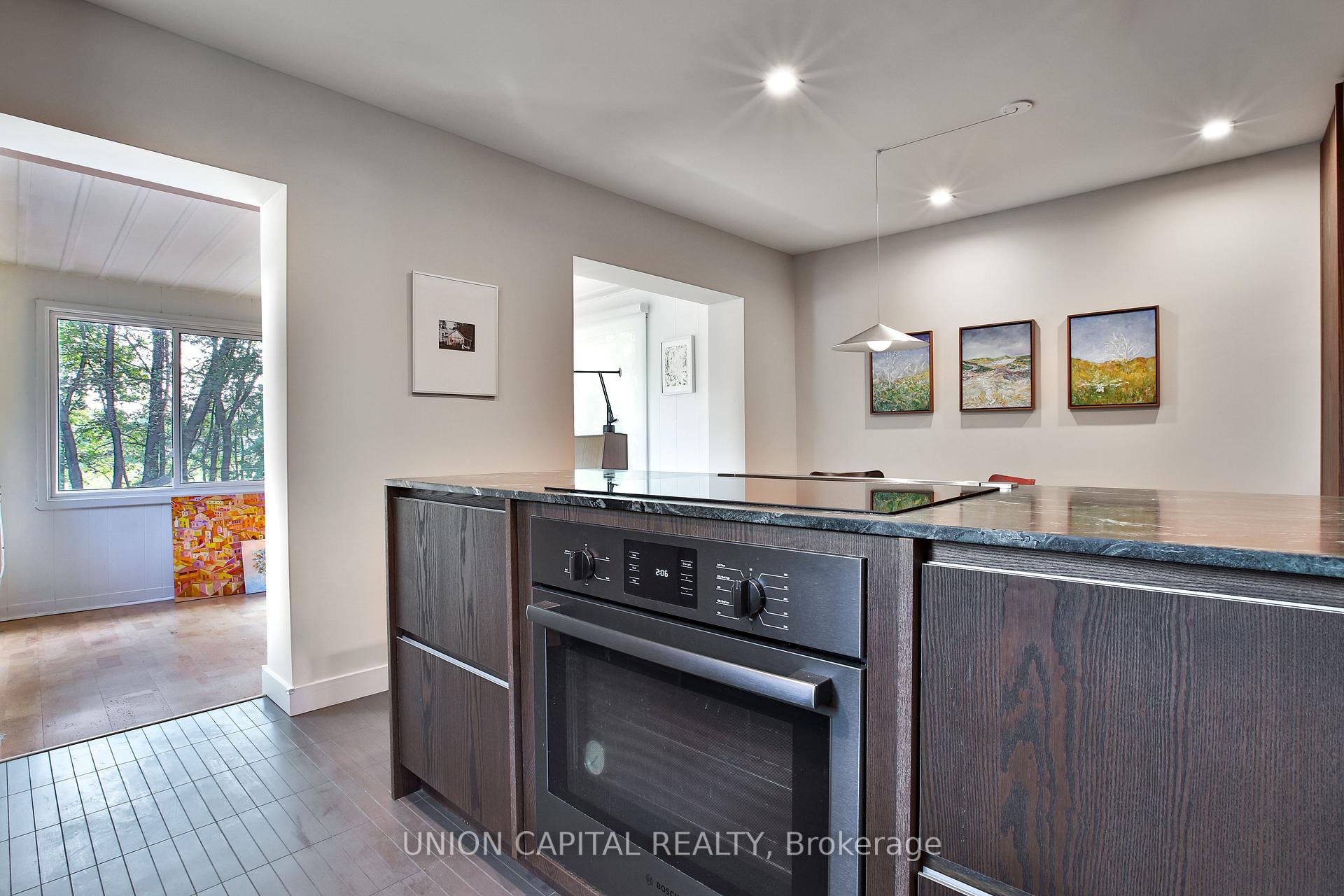 Photo 6 of 81 Thursfield Crescent, Toronto, Leaside — HOMEH