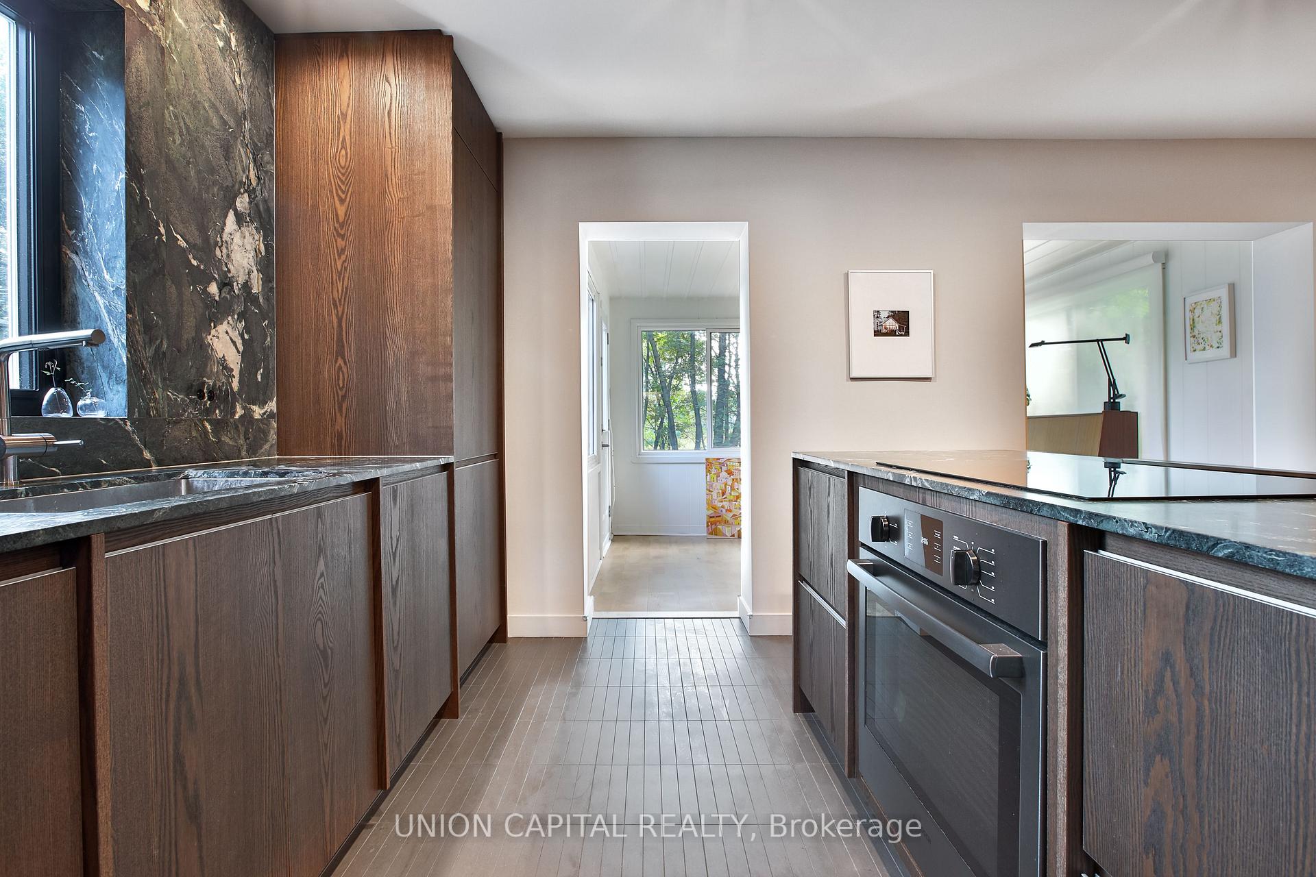 Photo 7 of 81 Thursfield Crescent, Toronto, Leaside — HOMEH
