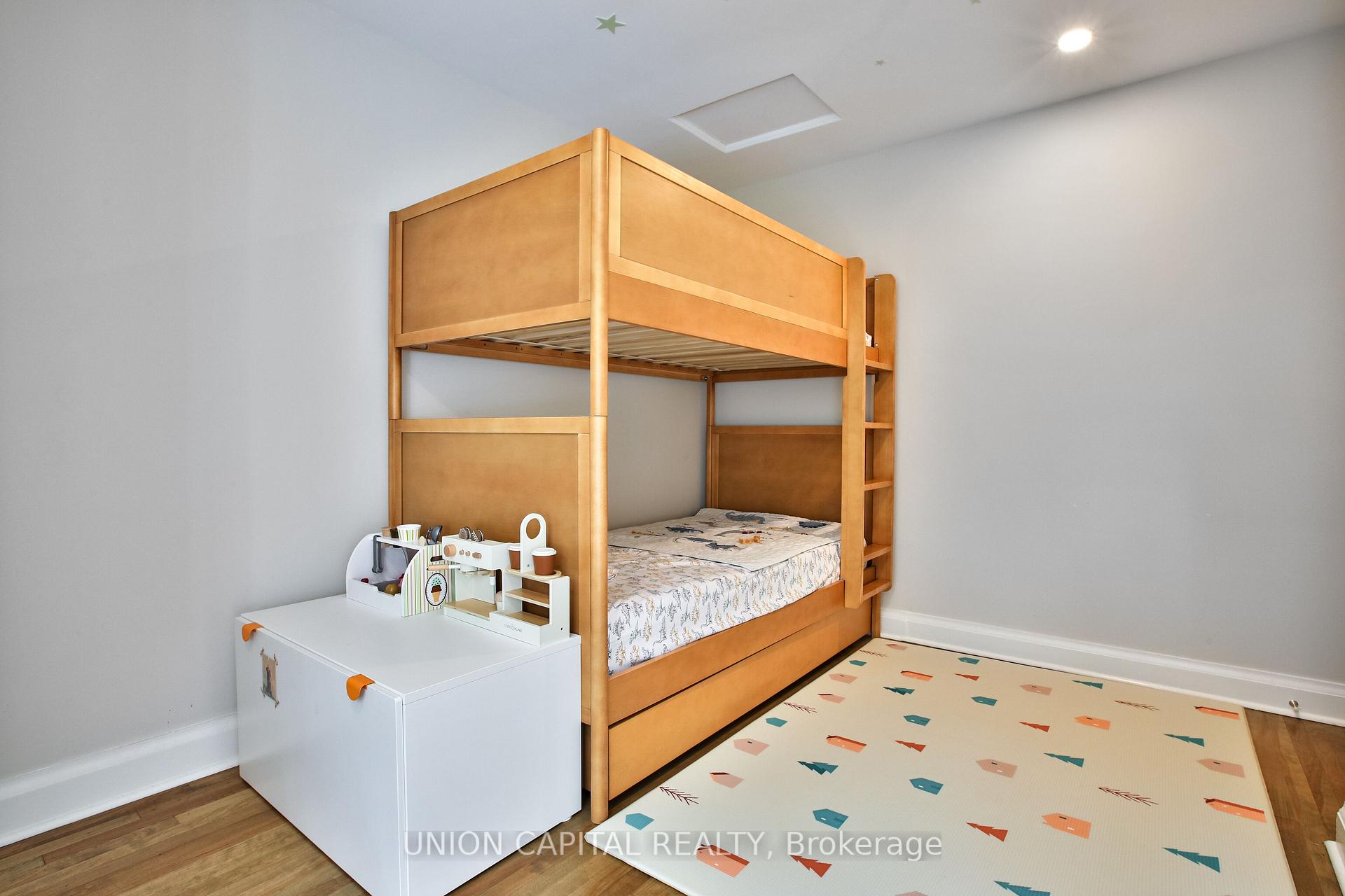 Photo 28 of 81 Thursfield Crescent, Toronto, Leaside — HOMEH