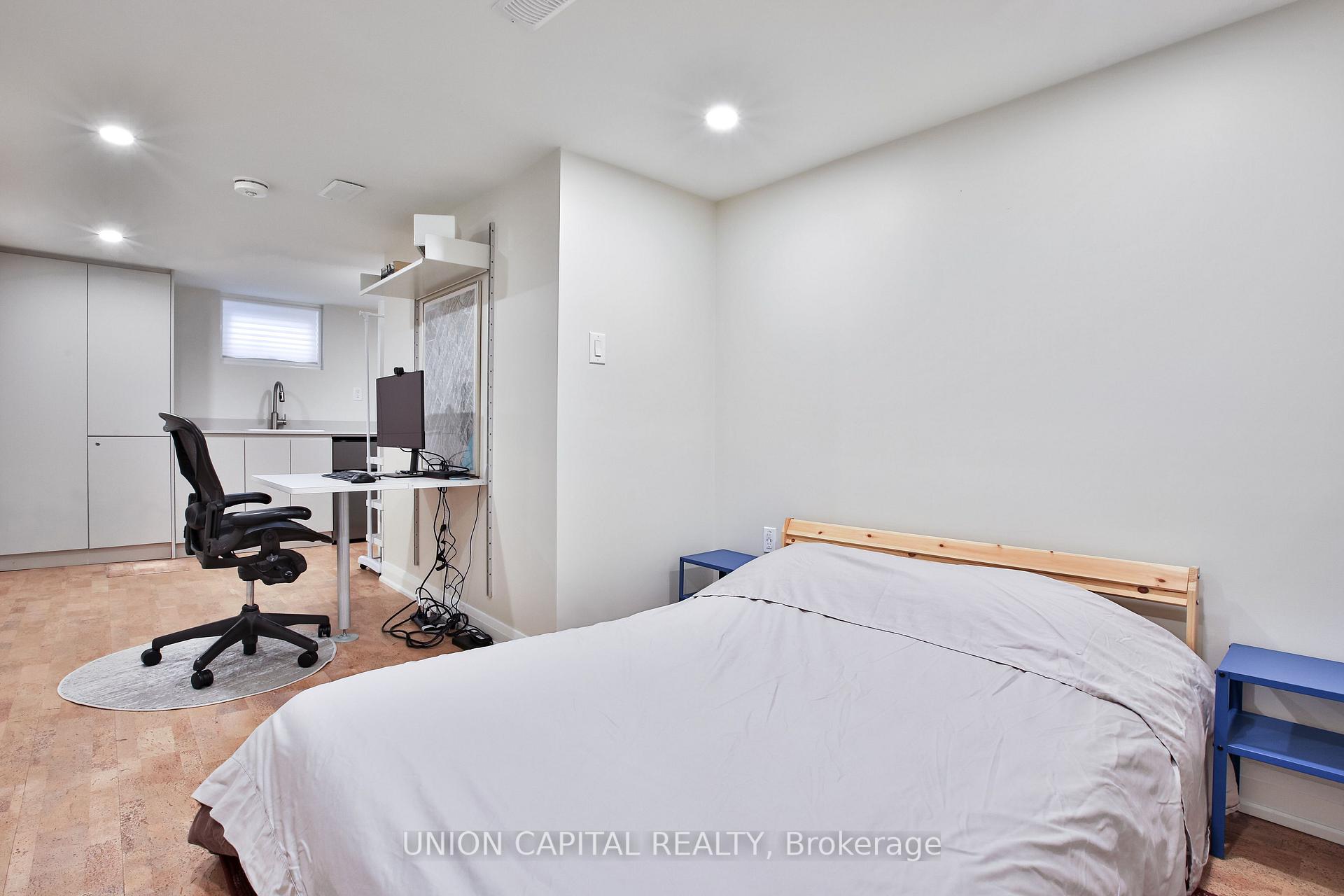 Photo 38 of 81 Thursfield Crescent, Toronto, Leaside — HOMEH