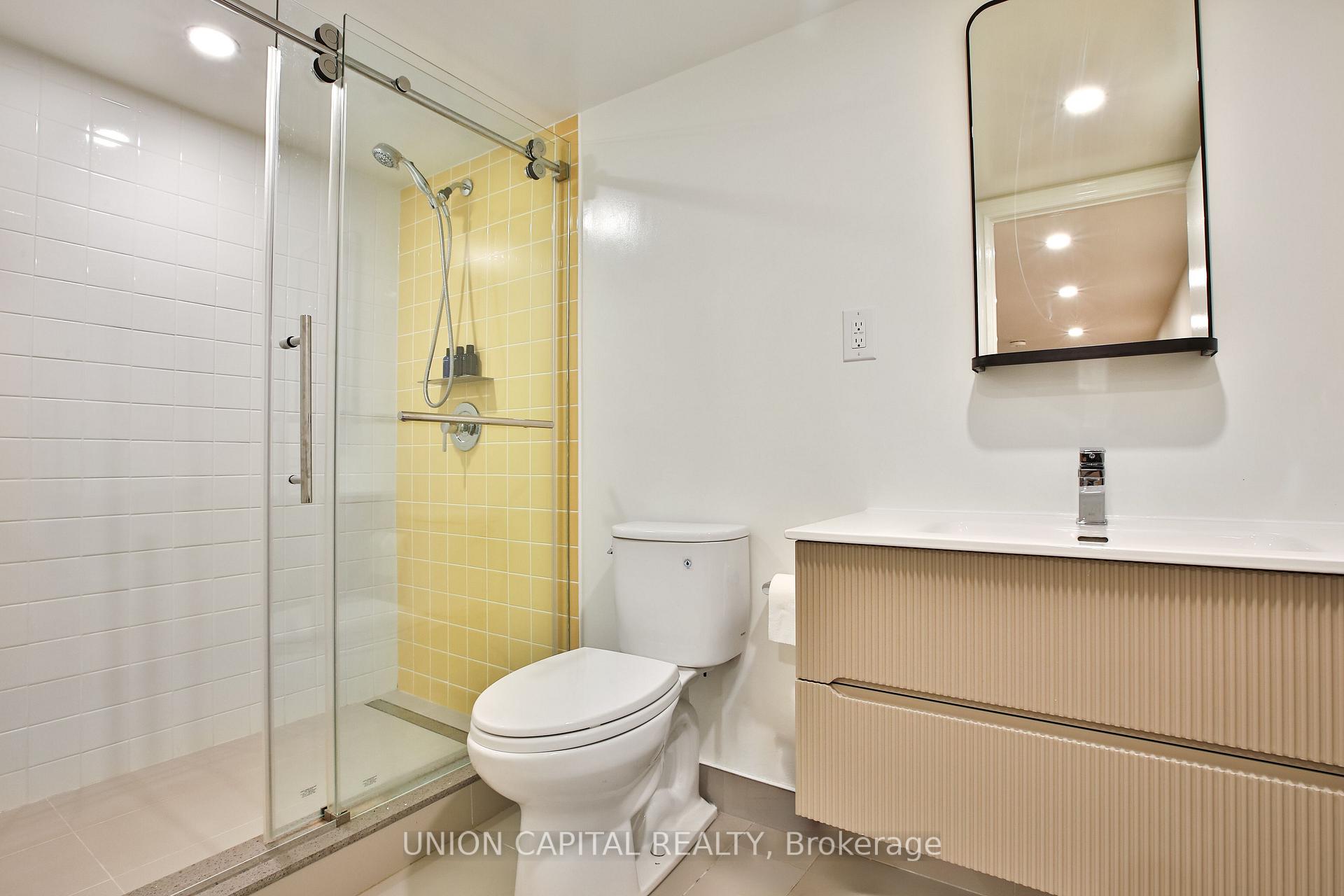 Photo 39 of 81 Thursfield Crescent, Toronto, Leaside — HOMEH