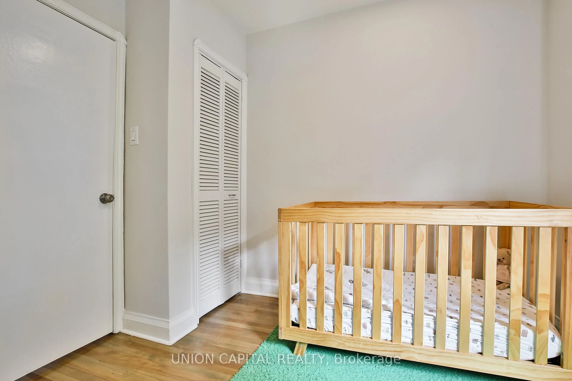 Photo 33 of 81 Thursfield Crescent, Toronto, Leaside — HOMEH