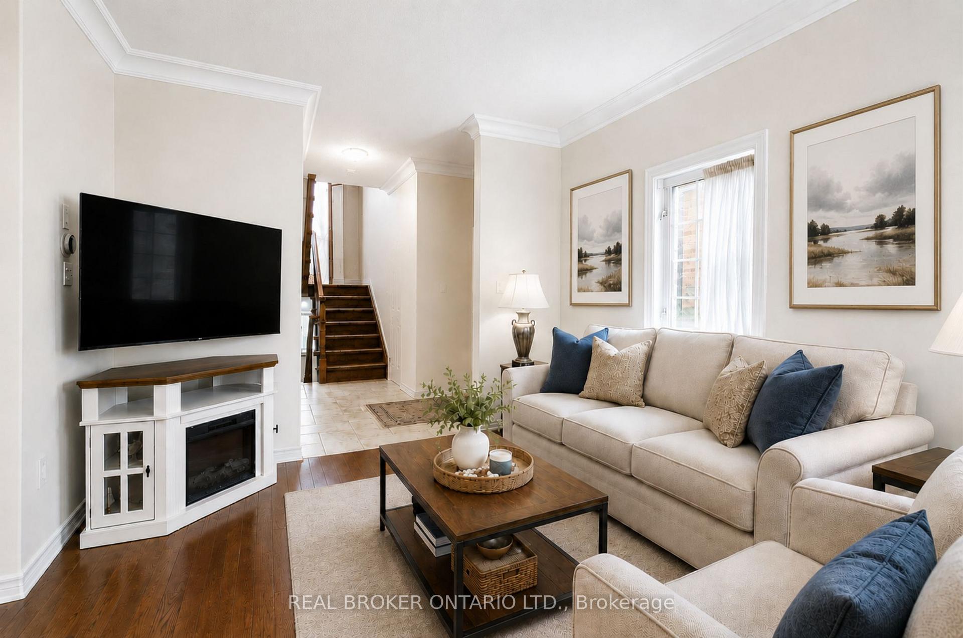 Photo 7 of 5 Liddycoat Lane, Hamilton, Ancaster — HOMEH