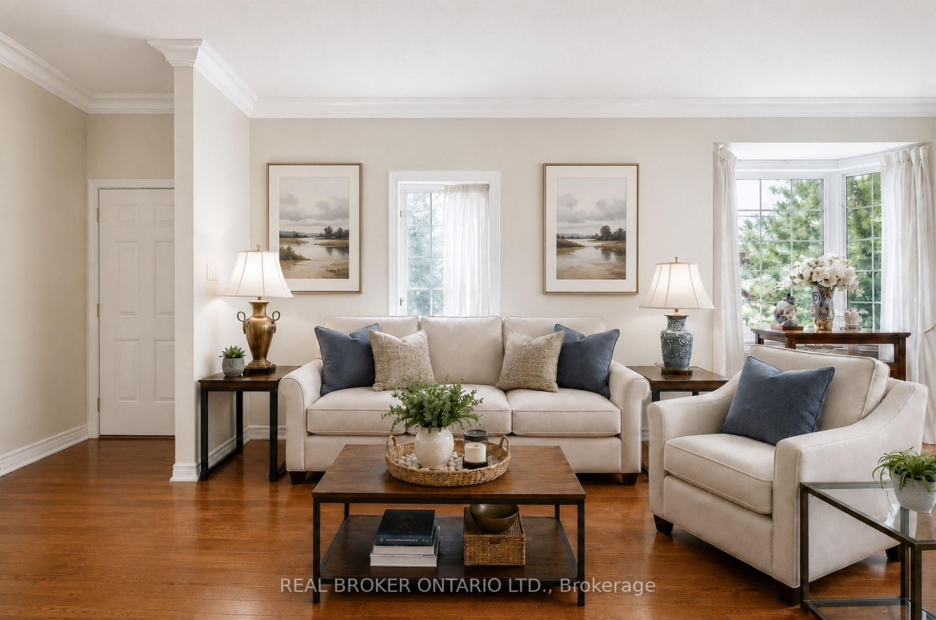 Photo 9 of 5 Liddycoat Lane, Hamilton, Ancaster — HOMEH
