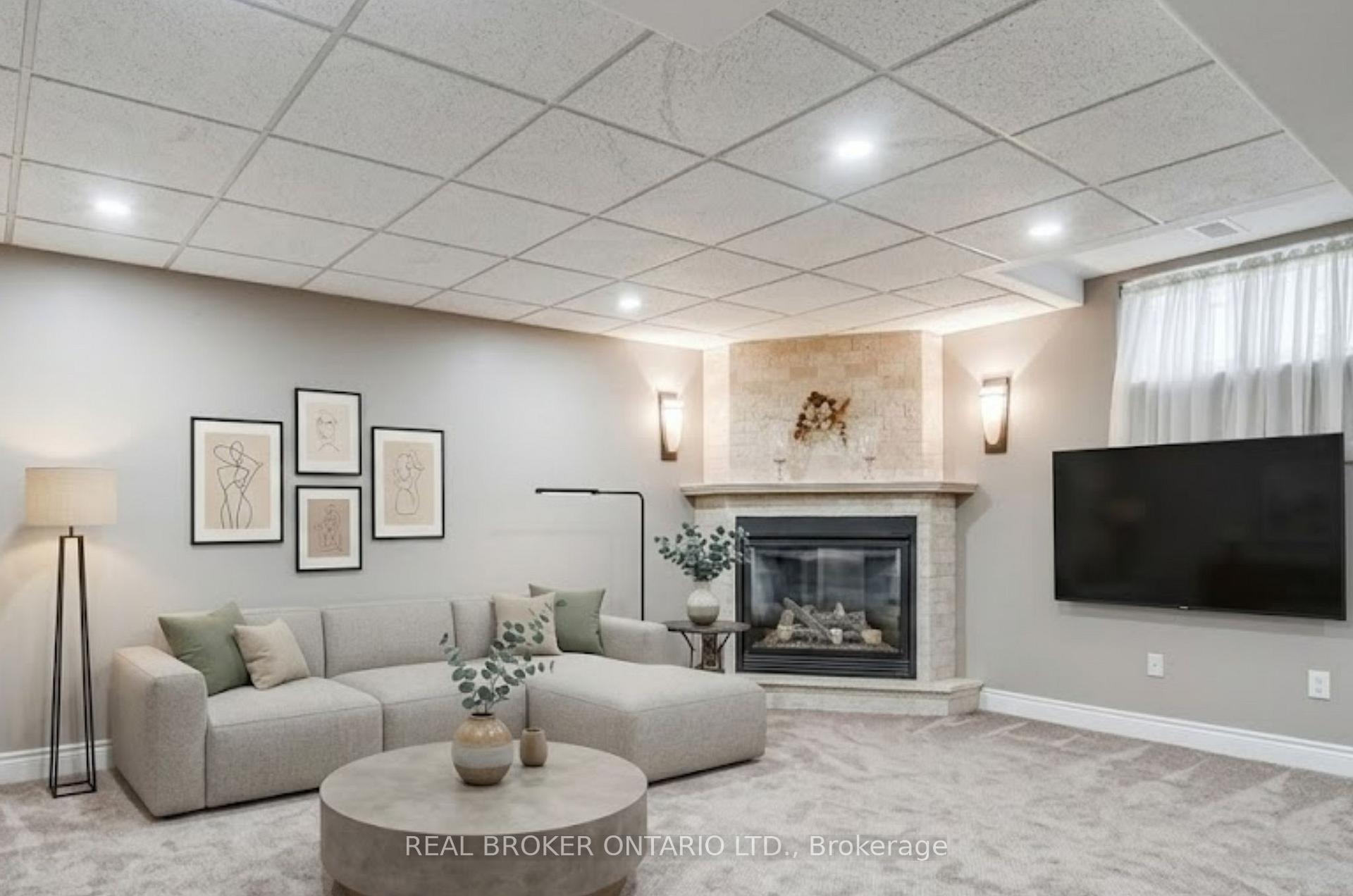 Photo 37 of 5 Liddycoat Lane, Hamilton, Ancaster — HOMEH