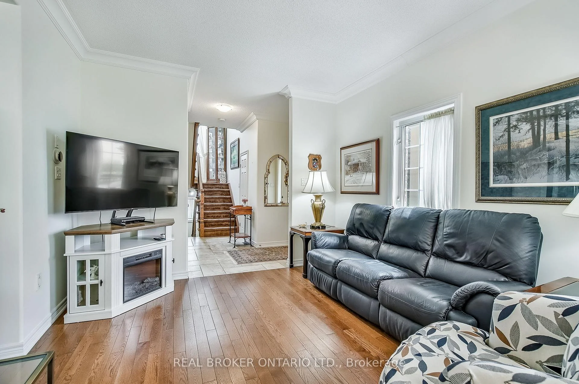 Photo 12 of 5 Liddycoat Lane, Hamilton, Ancaster — HOMEH