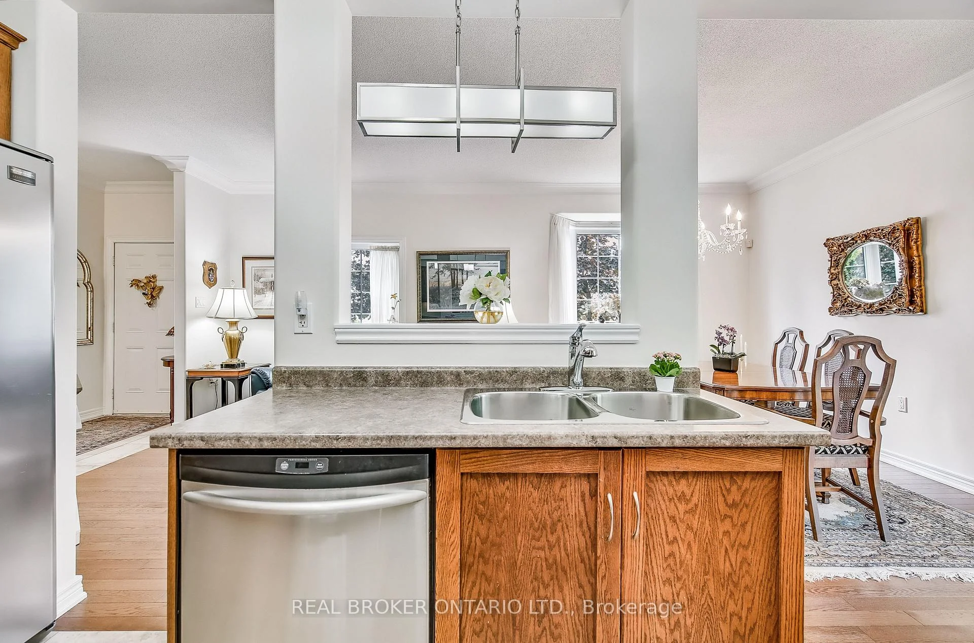 Photo 30 of 5 Liddycoat Lane, Hamilton, Ancaster — HOMEH