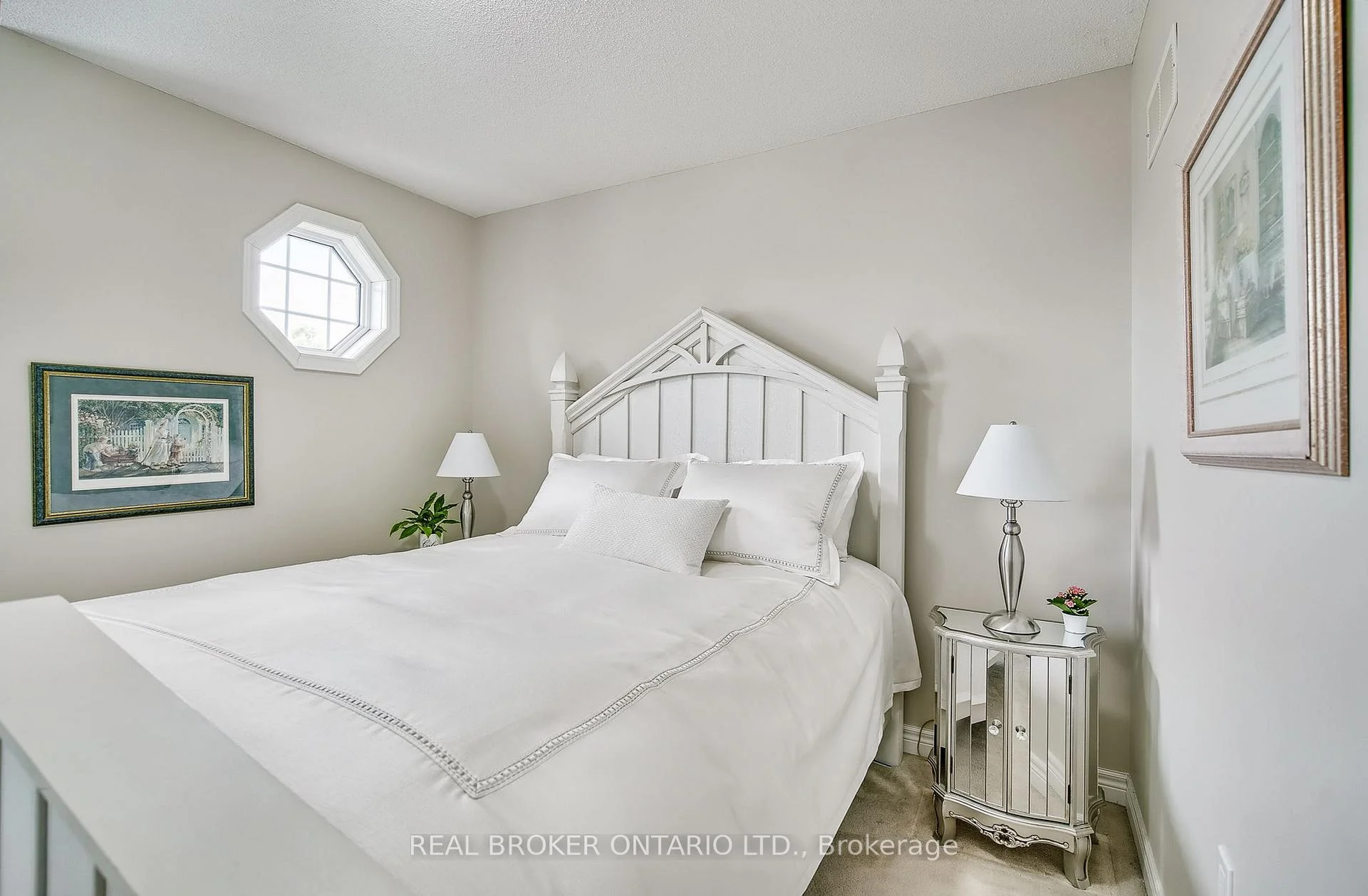 Photo 34 of 5 Liddycoat Lane, Hamilton, Ancaster — HOMEH