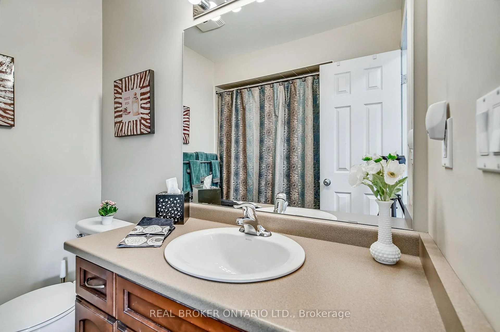 Photo 40 of 5 Liddycoat Lane, Hamilton, Ancaster — HOMEH