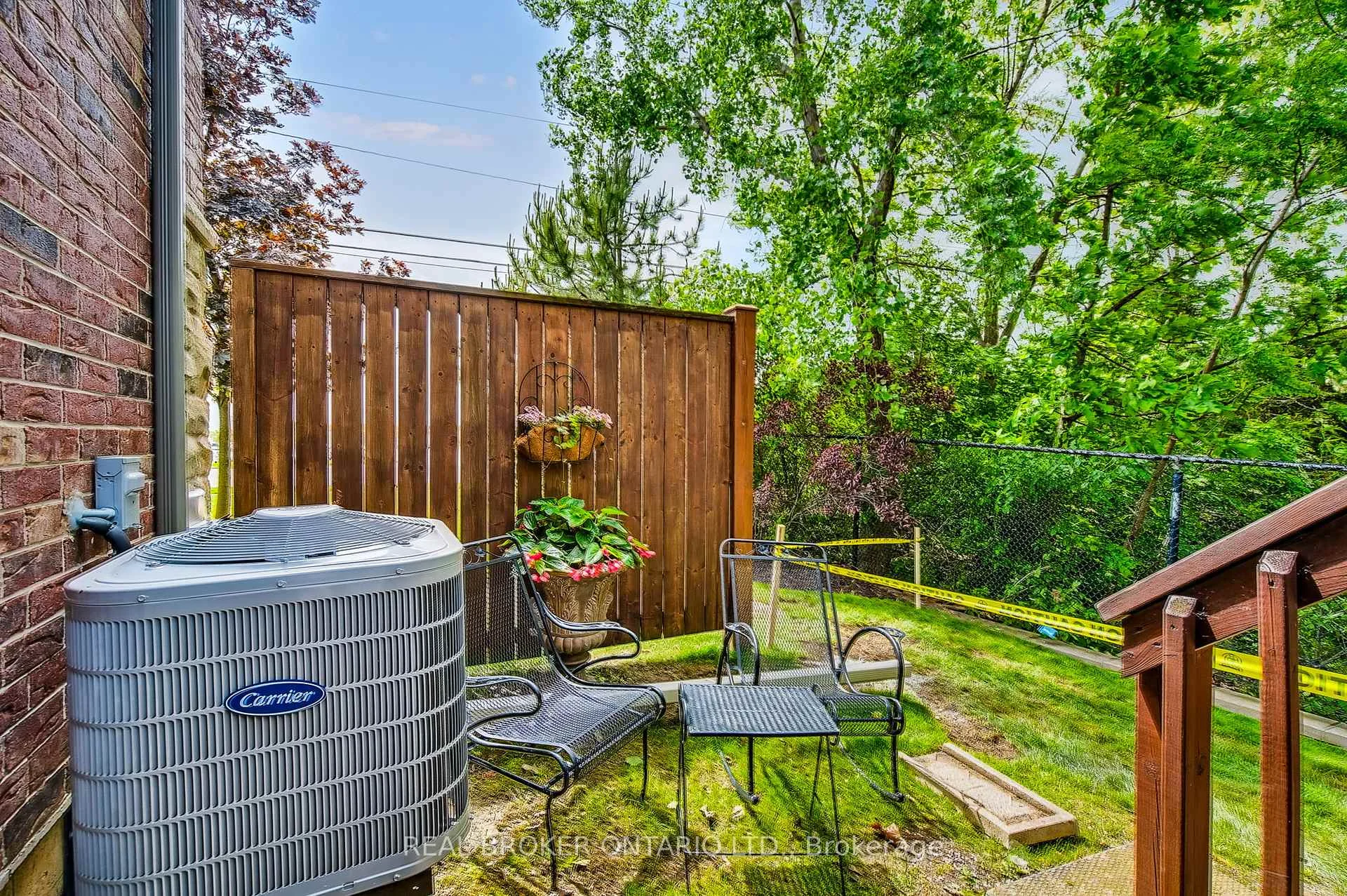 Photo 59 of 5 Liddycoat Lane, Hamilton, Ancaster — HOMEH