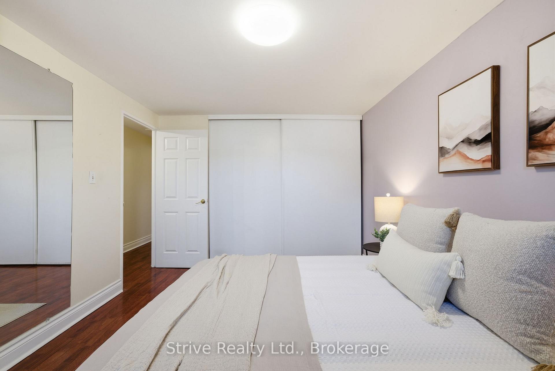 Photo 13 of Unit 33, 1718 John Street, Markham, Bayview Fairway-Bayview Country Club Estates — HOMEH