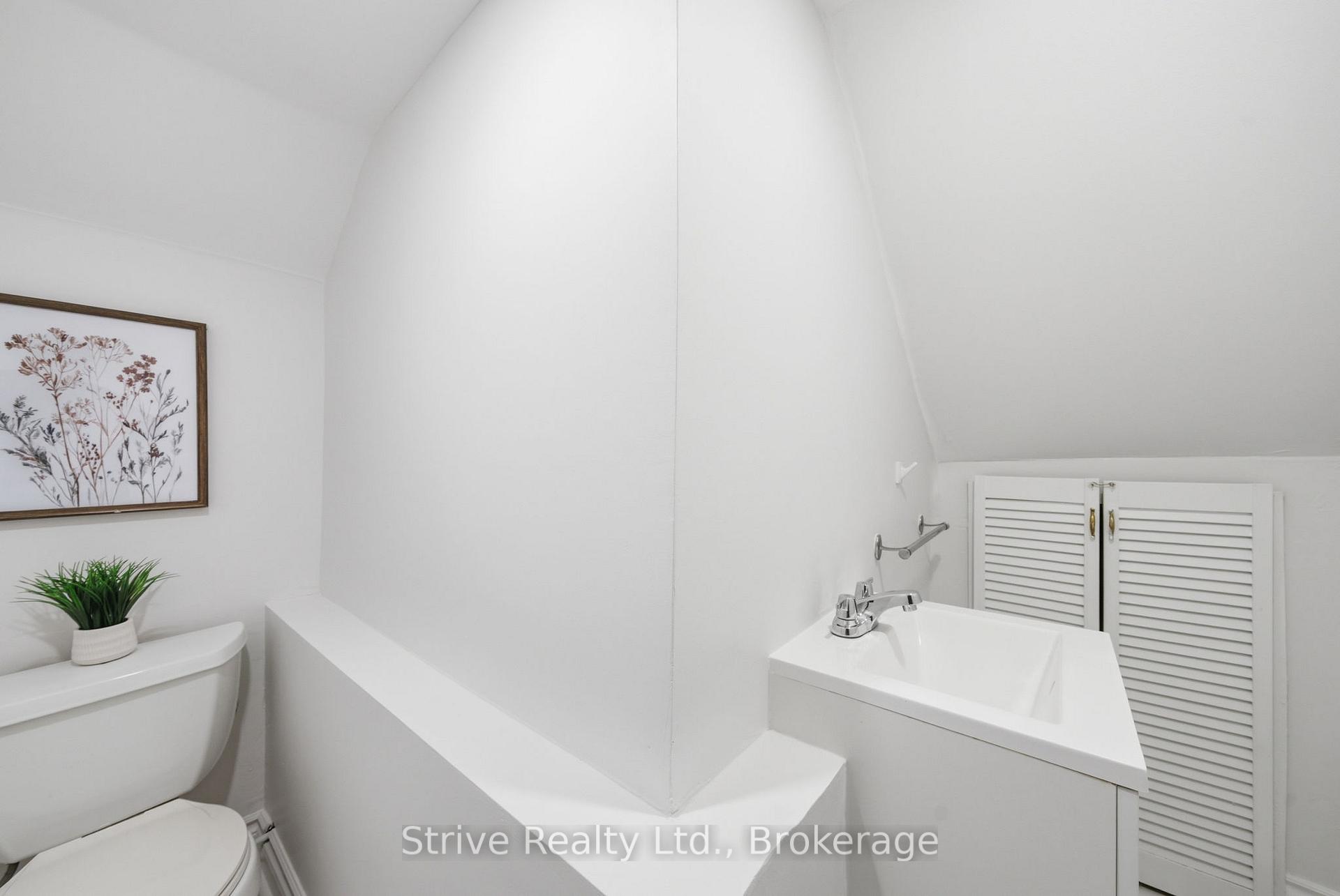 Photo 23 of Unit 33, 1718 John Street, Markham, Bayview Fairway-Bayview Country Club Estates — HOMEH