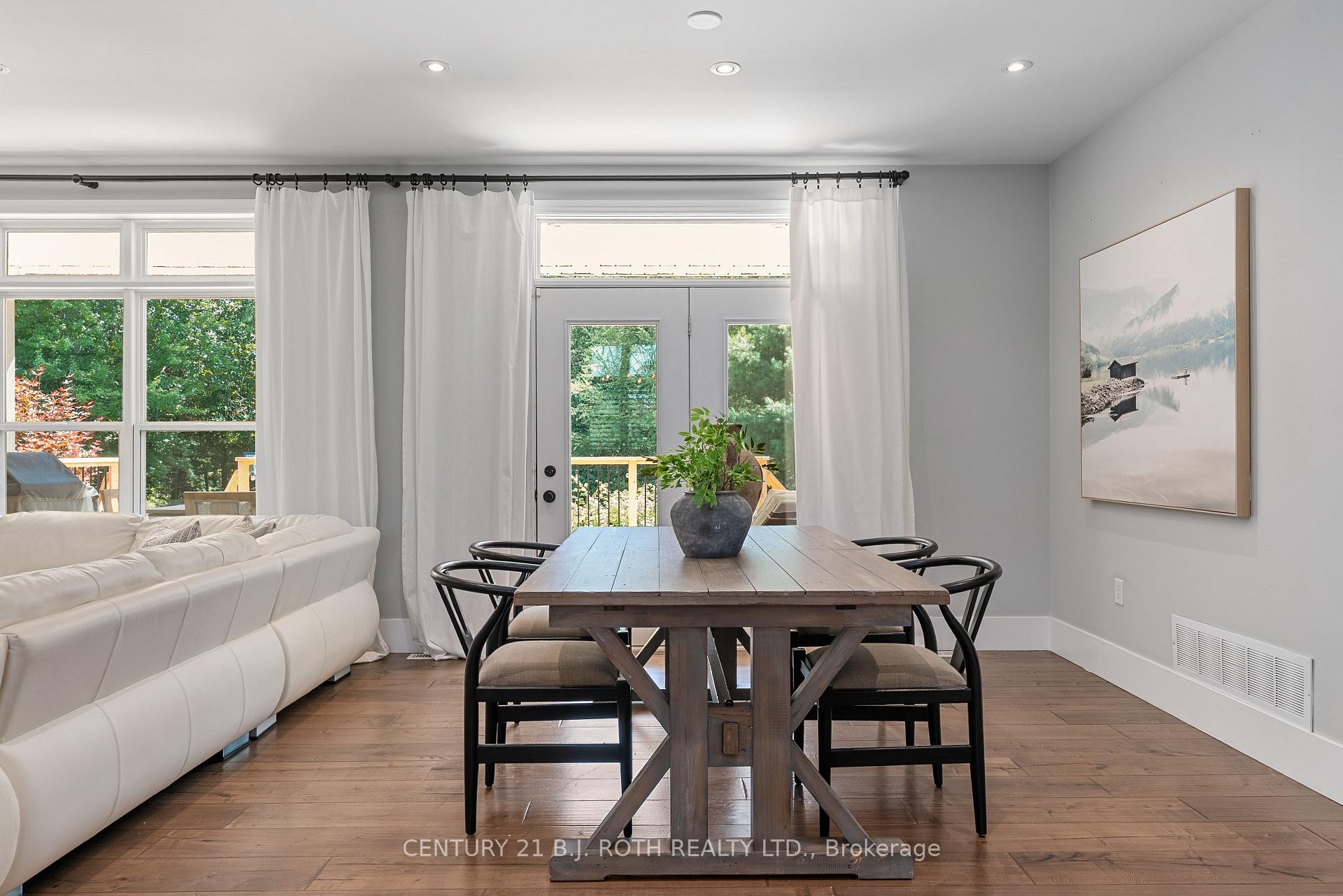Photo 21 of 42 Lilac Lane, Springwater, Midhurst — HOMEH