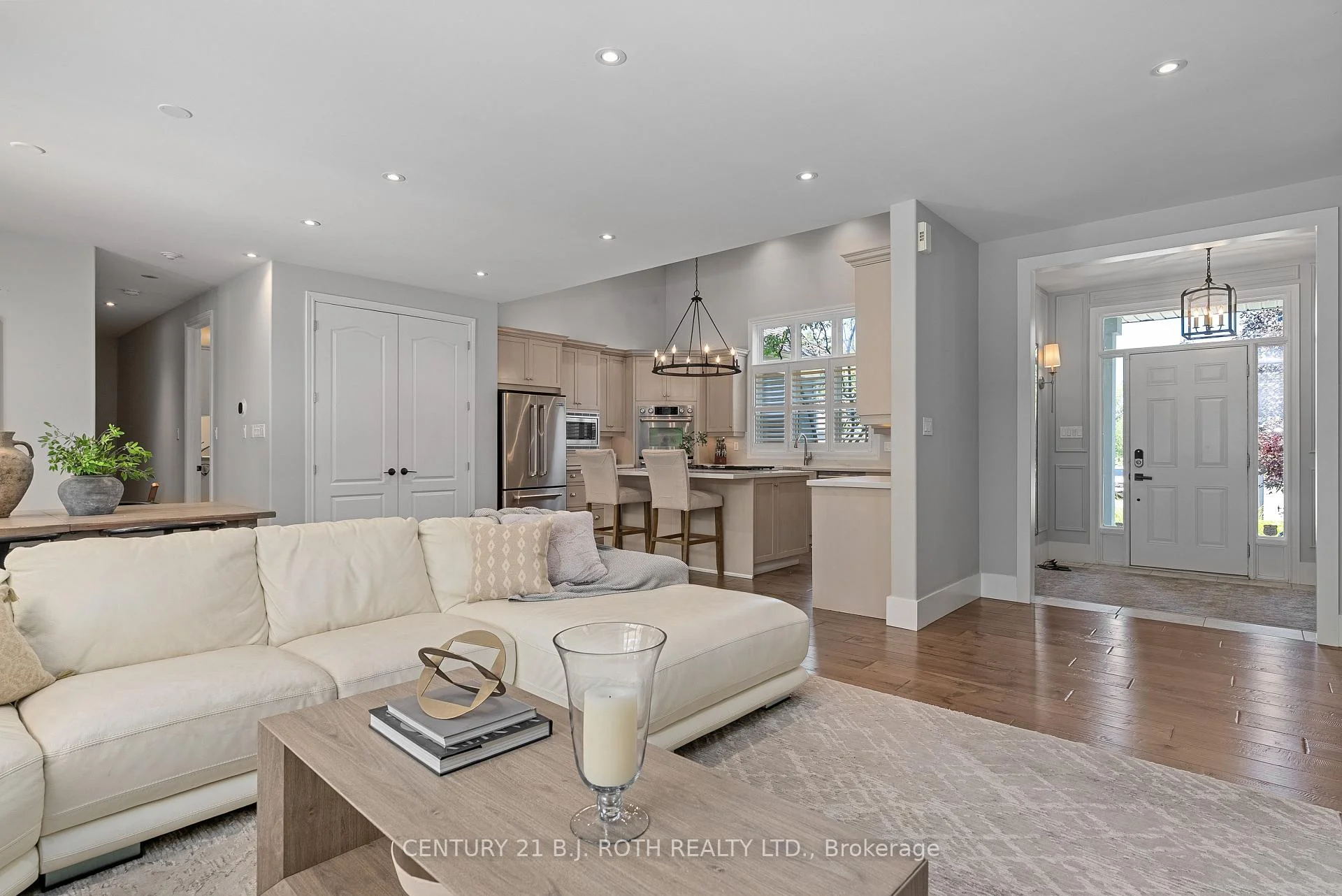 Photo 13 of 42 Lilac Lane, Springwater, Midhurst — HOMEH