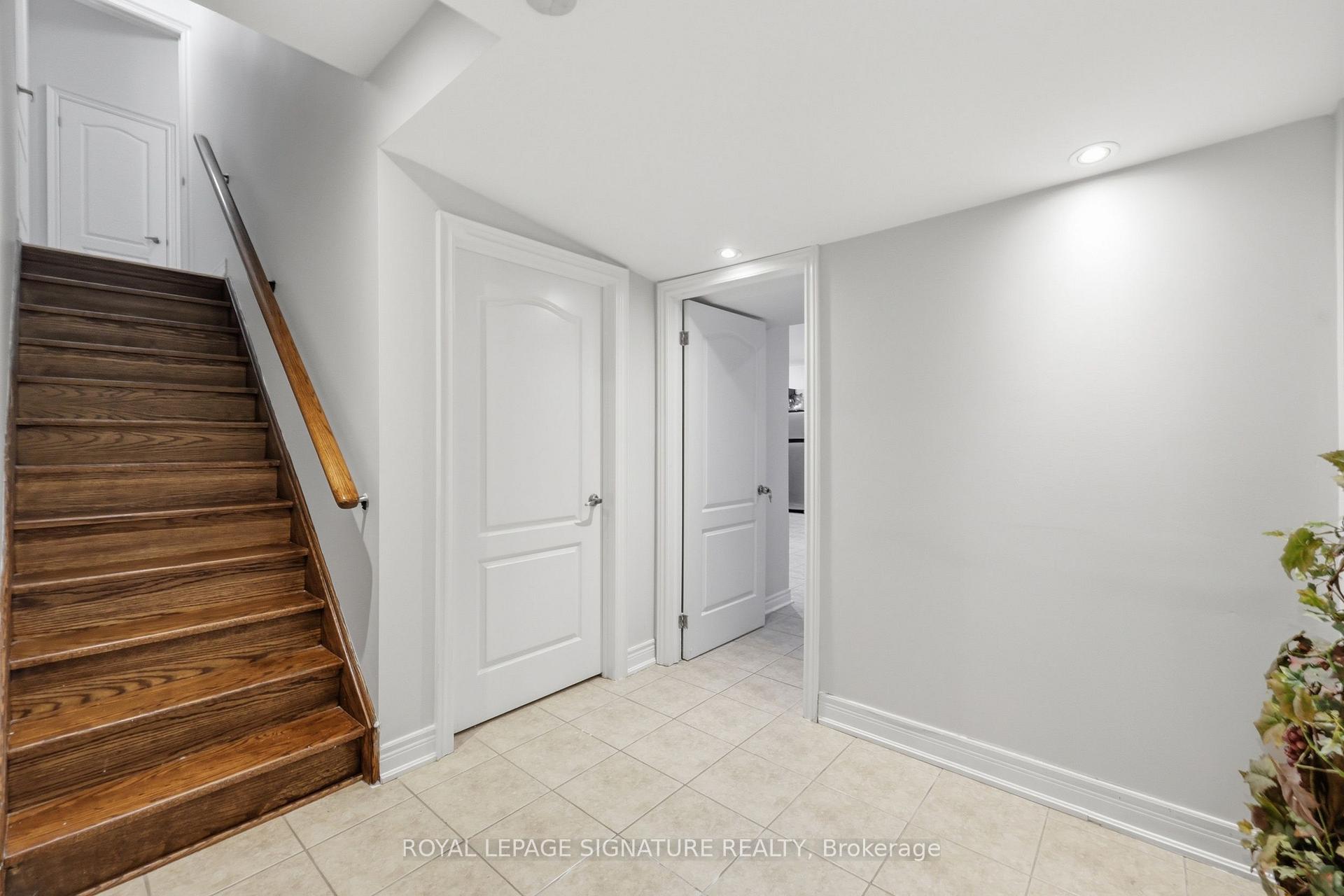 Photo 1 of Unit Bsmt, 221 Peak Point Boulevard, Vaughan, Rural Vaughan — HOMEH