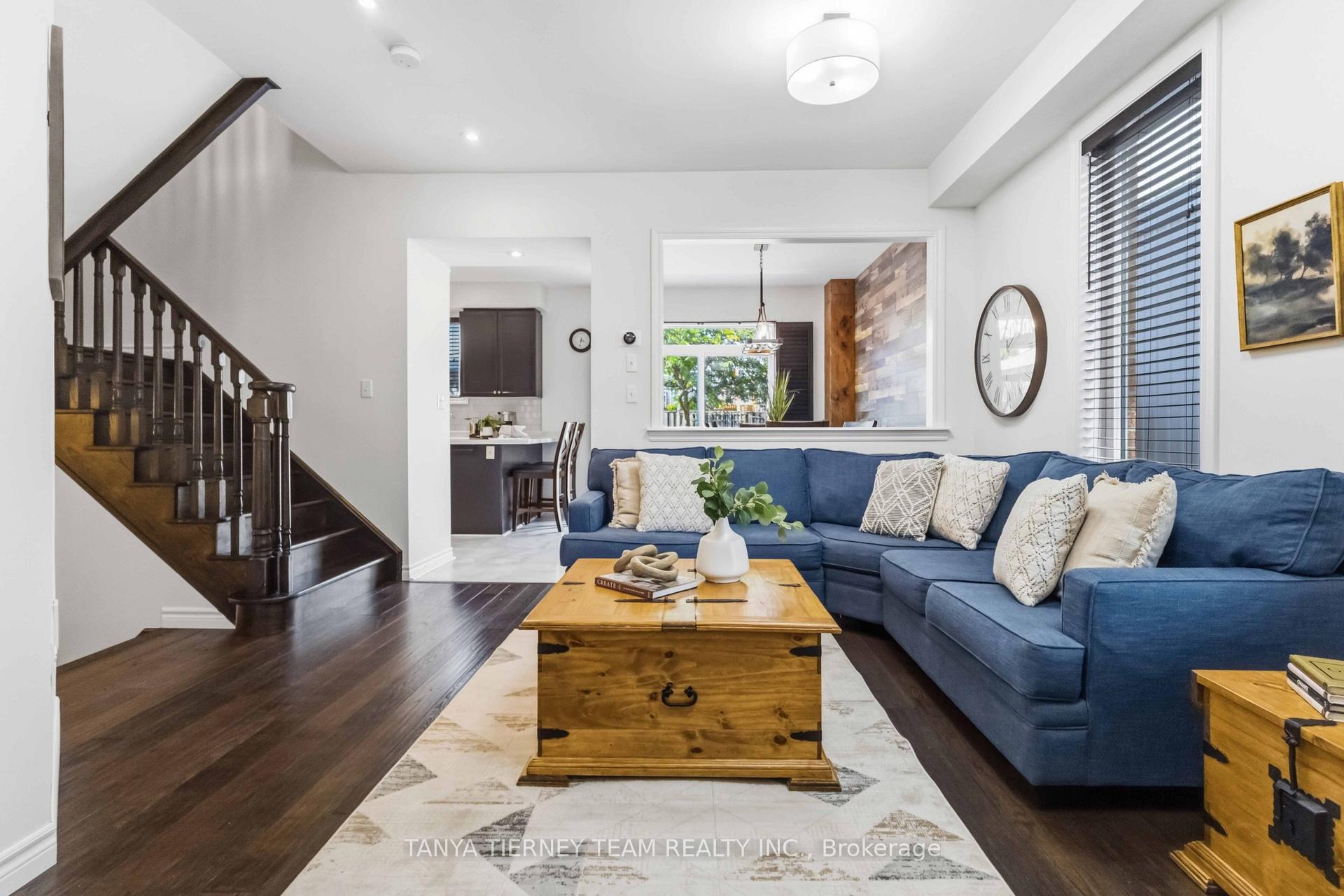 Photo 7 of 26 Chiswick Avenue, Whitby, Brooklin — HOMEH