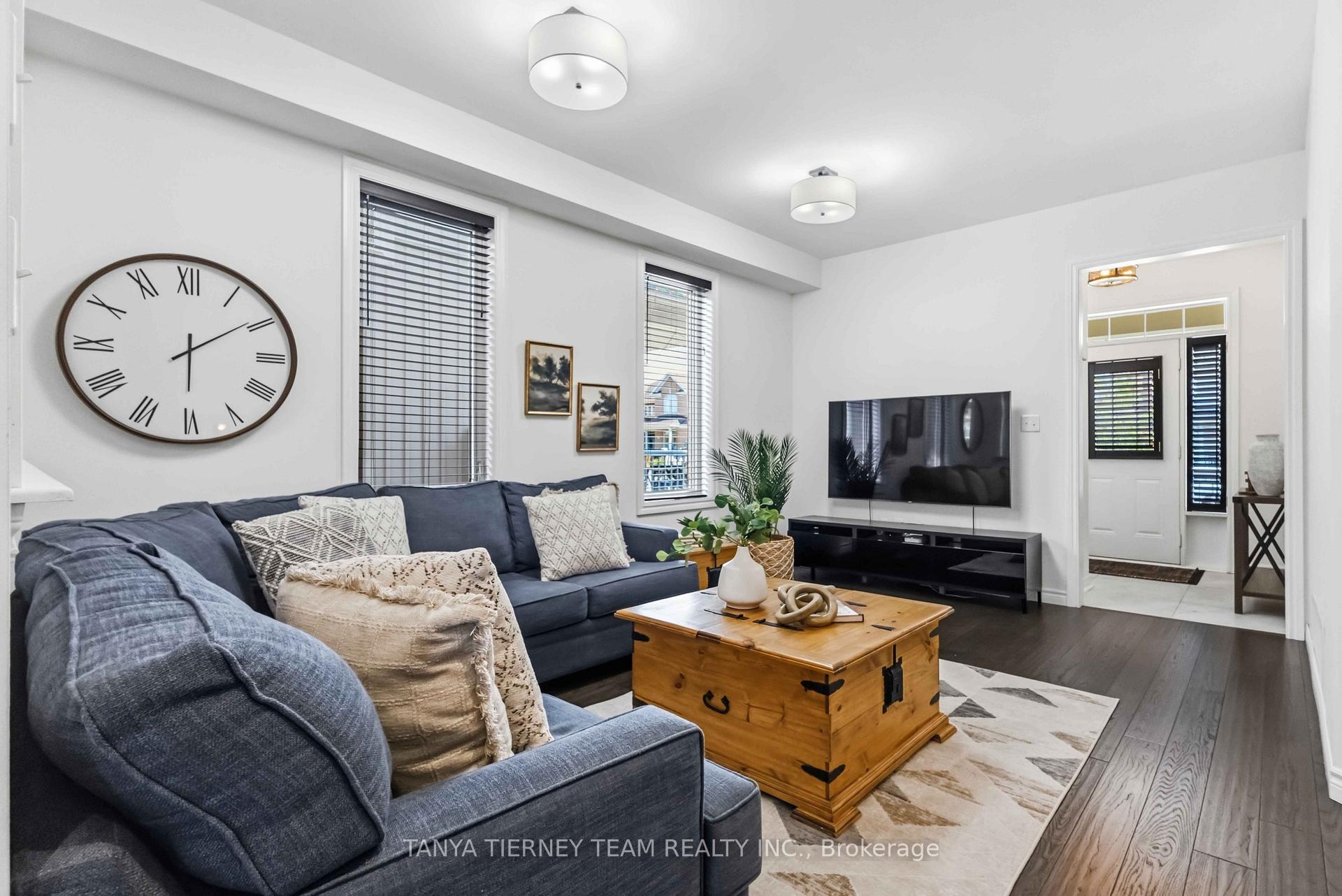 Photo 9 of 26 Chiswick Avenue, Whitby, Brooklin — HOMEH