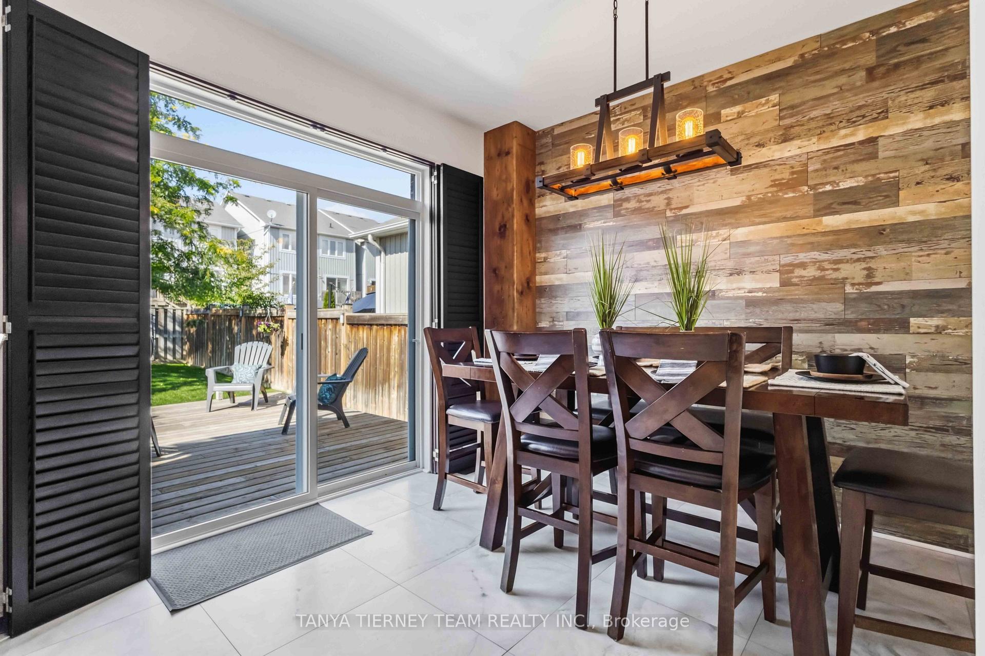 Photo 20 of 26 Chiswick Avenue, Whitby, Brooklin — HOMEH