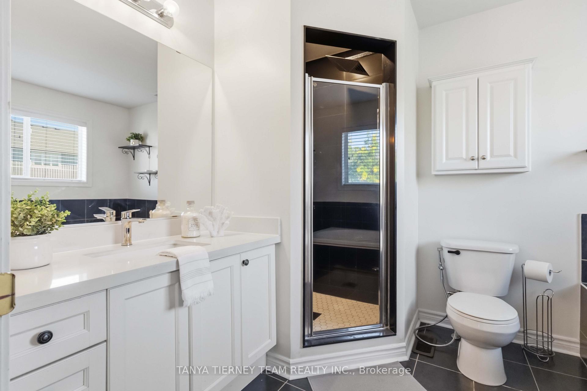 Photo 28 of 26 Chiswick Avenue, Whitby, Brooklin — HOMEH