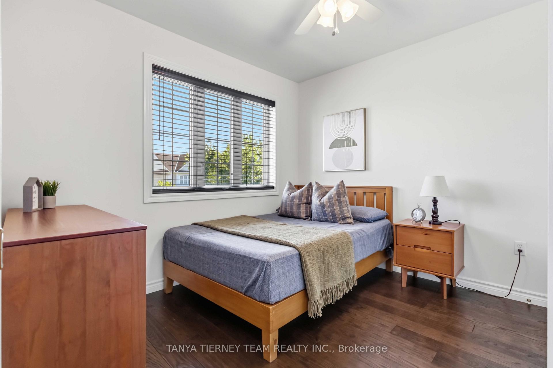 Photo 31 of 26 Chiswick Avenue, Whitby, Brooklin — HOMEH