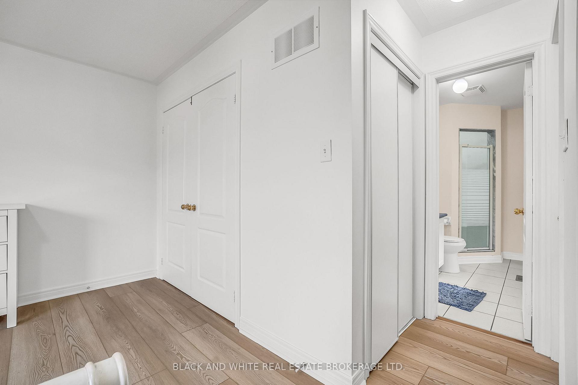Photo 18 of 18 Daiseyfield Crescent, Vaughan, Vellore Village — HOMEH