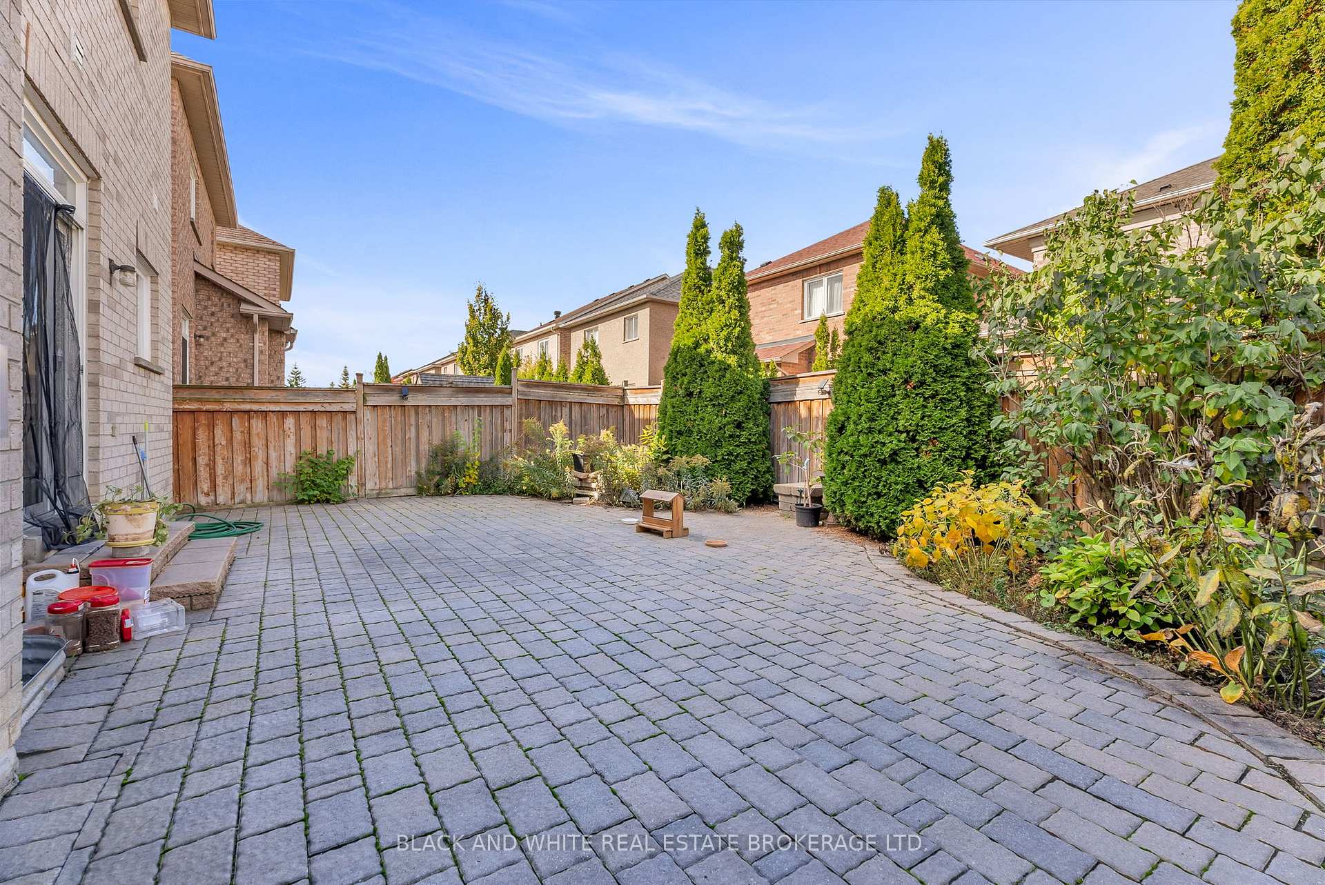 Photo 34 of 18 Daiseyfield Crescent, Vaughan, Vellore Village — HOMEH