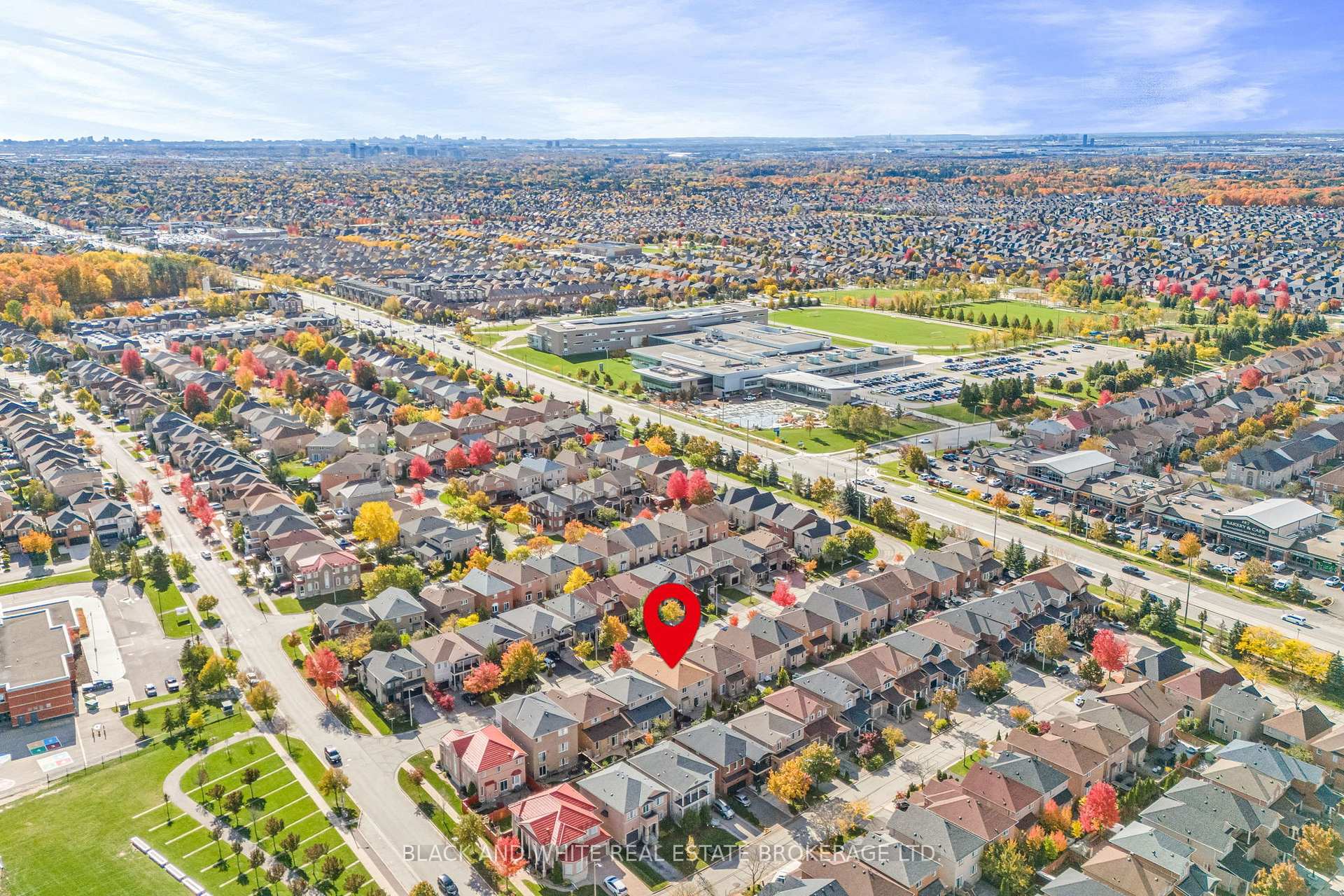 Photo 40 of 18 Daiseyfield Crescent, Vaughan, Vellore Village — HOMEH