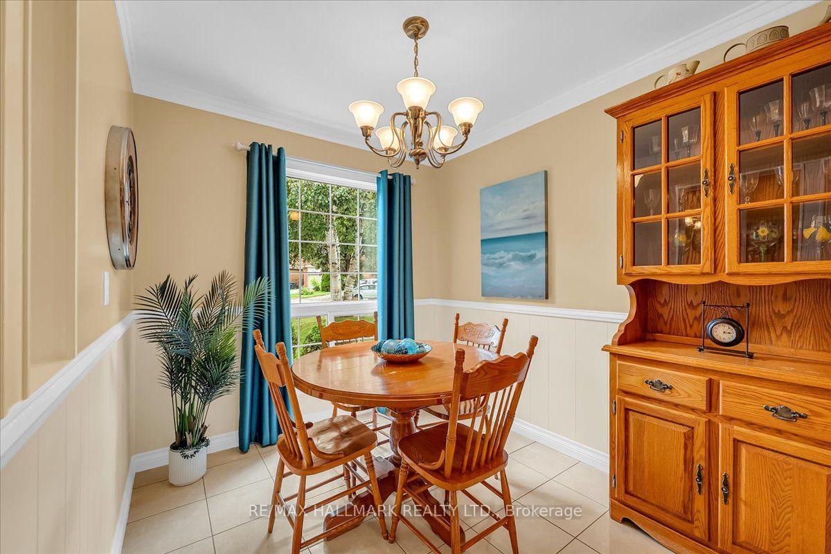 Photo 7 of 102 Trewartha Crescent, Brampton, Heart Lake West — HOMEH