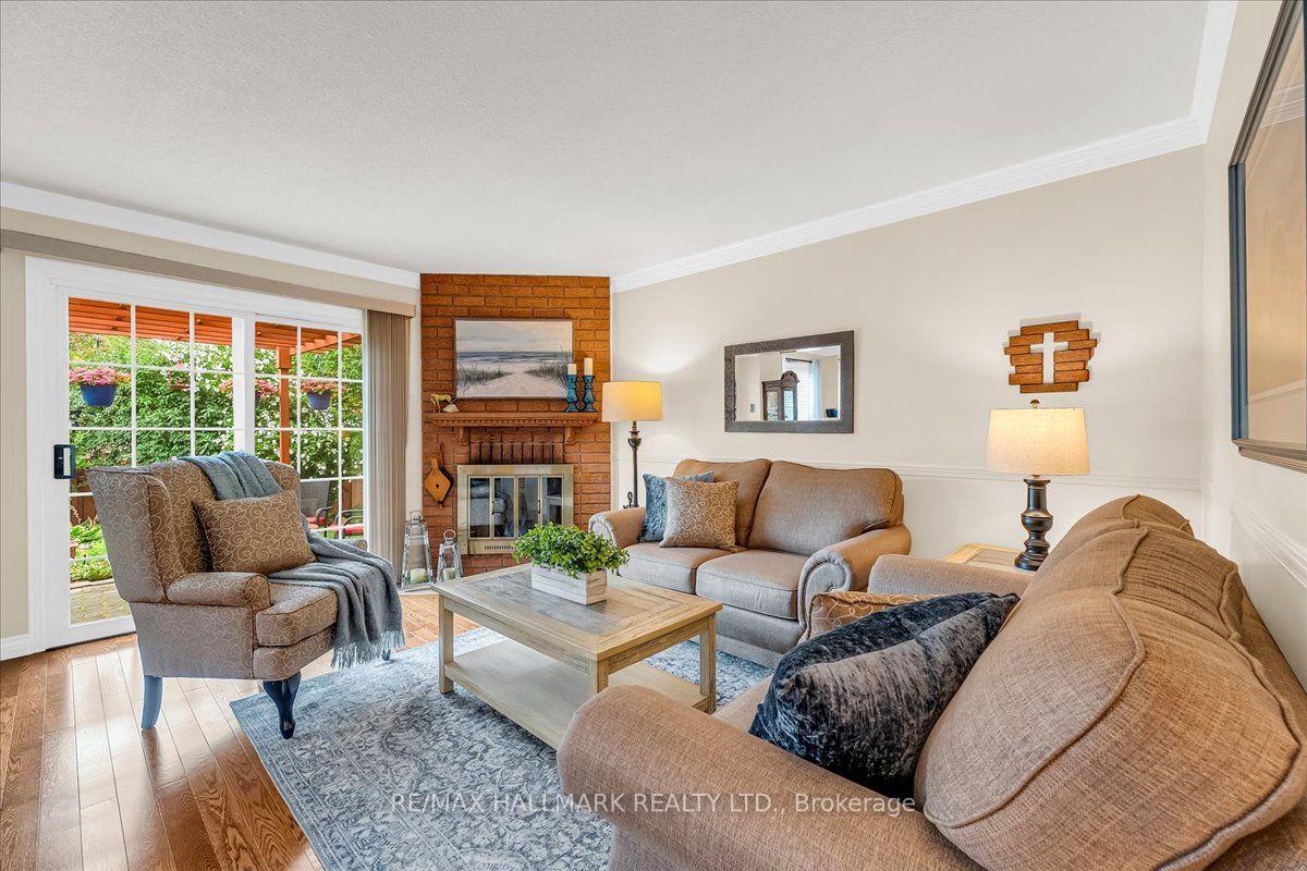 Photo 13 of 102 Trewartha Crescent, Brampton, Heart Lake West — HOMEH