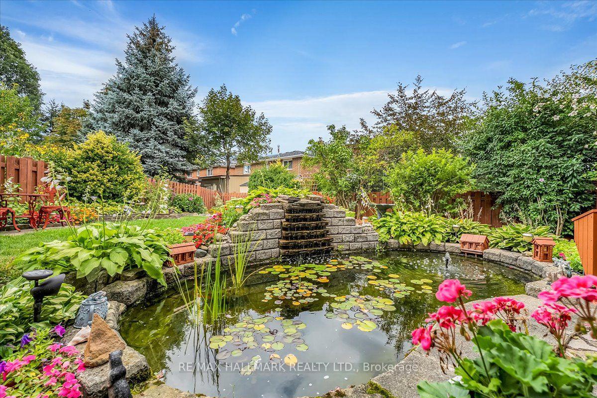 Photo 35 of 102 Trewartha Crescent, Brampton, Heart Lake West — HOMEH