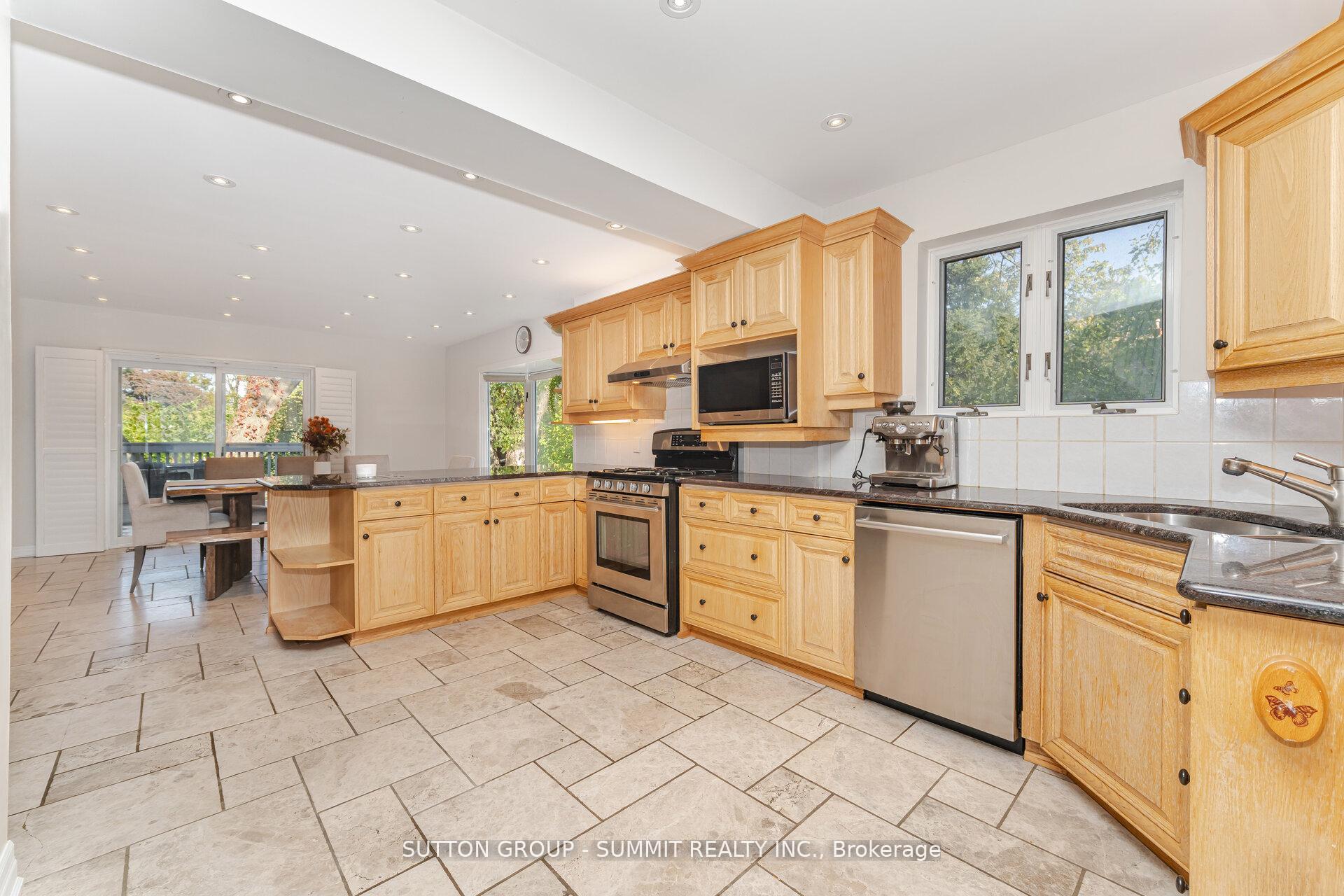 Photo 13 of 1175 Kane Road, Mississauga, Lorne Park — HOMEH
