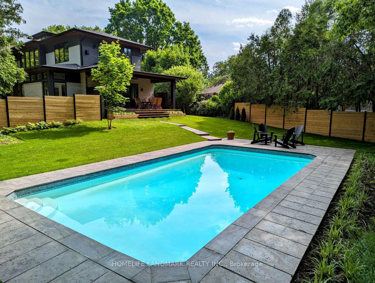 Photo 3 of 114 Reding Road, Hamilton, Ancaster — HOMEH