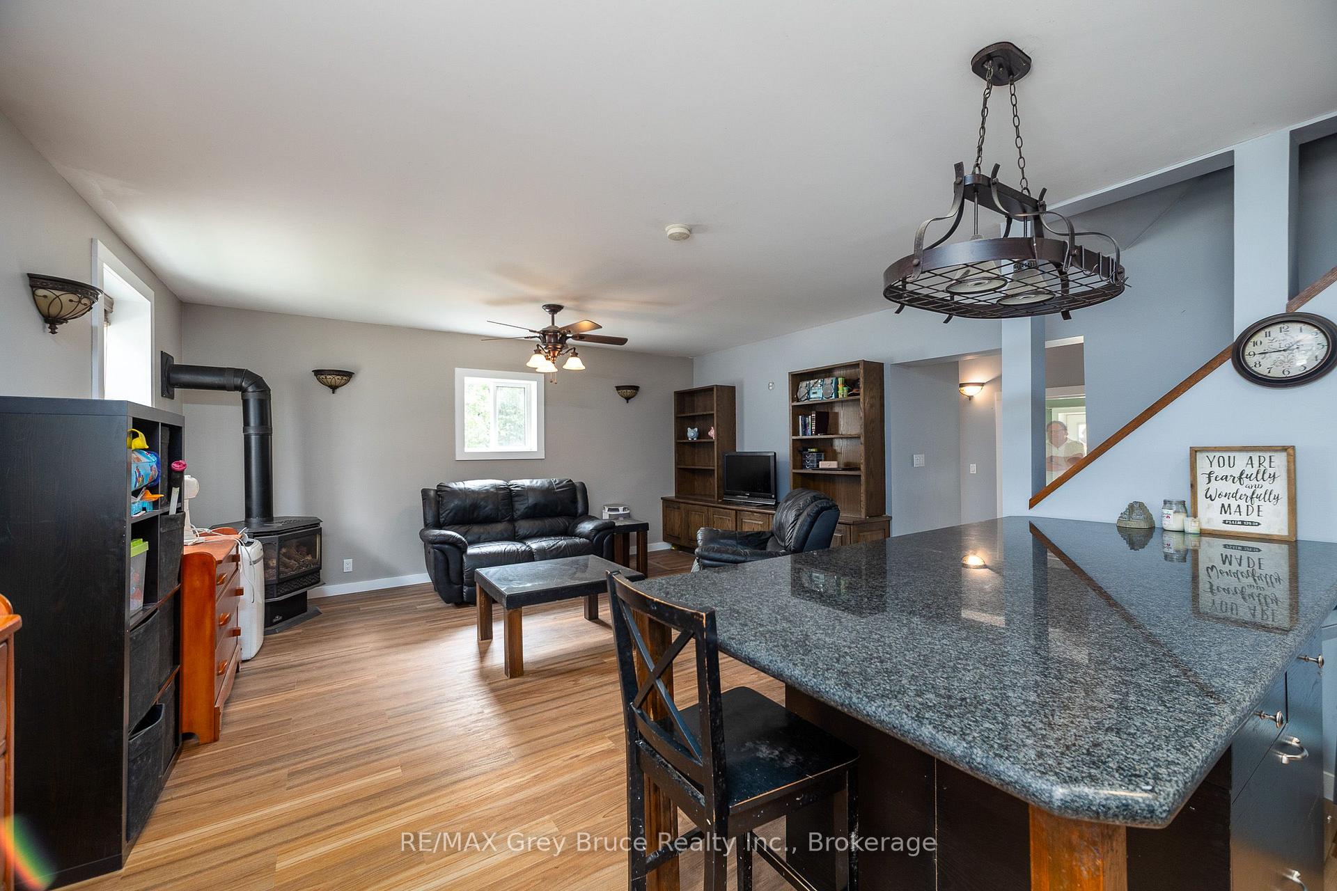 Photo 12 of 74 Yonge Street S, Arran-Elderslie — HOMEH