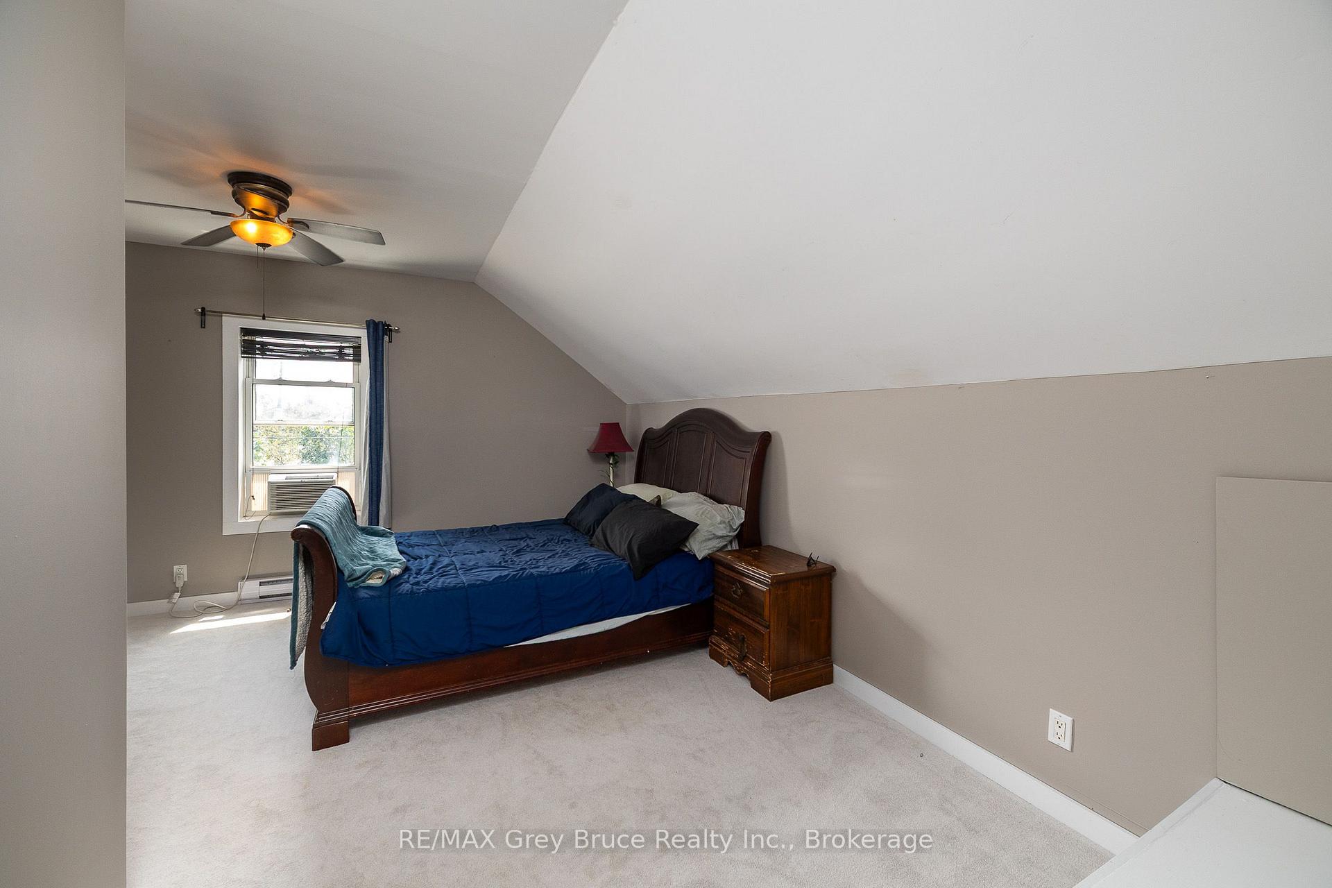 Photo 23 of 74 Yonge Street S, Arran-Elderslie — HOMEH