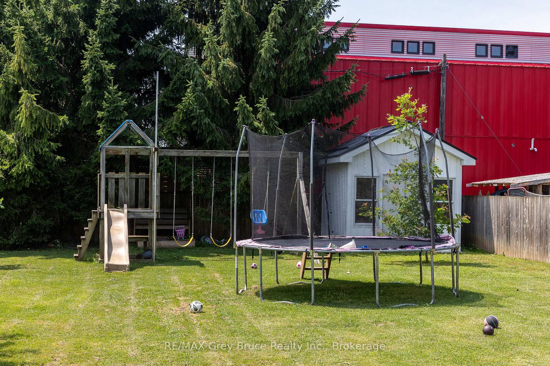 Photo 29 of 74 Yonge Street S, Arran-Elderslie — HOMEH