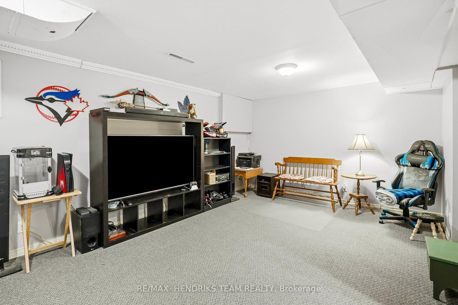 Photo 28 of 4 Royal Orchard Crescent, St. Catharines, Lakeport — HOMEH