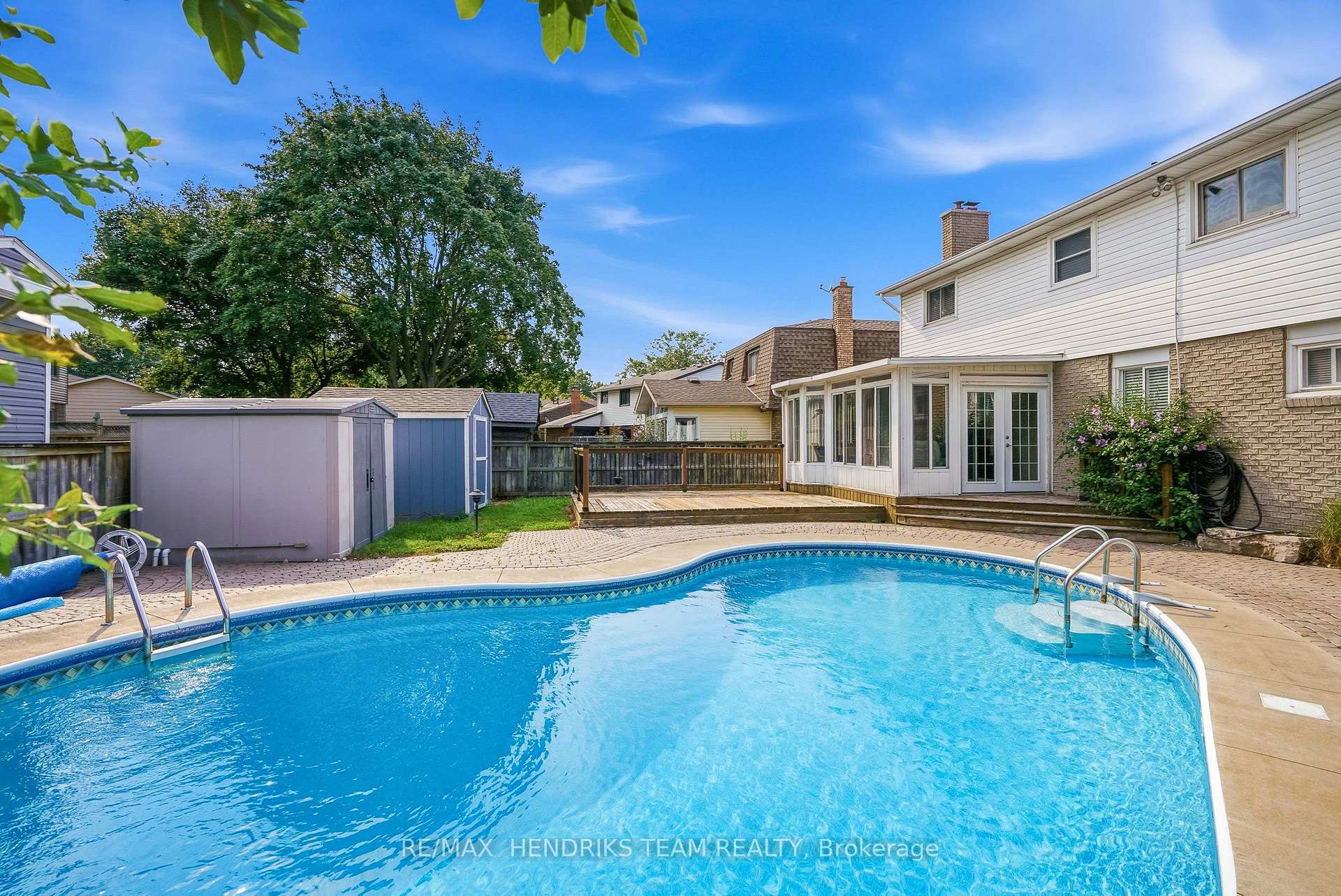 Photo 31 of 4 Royal Orchard Crescent, St. Catharines, Lakeport — HOMEH