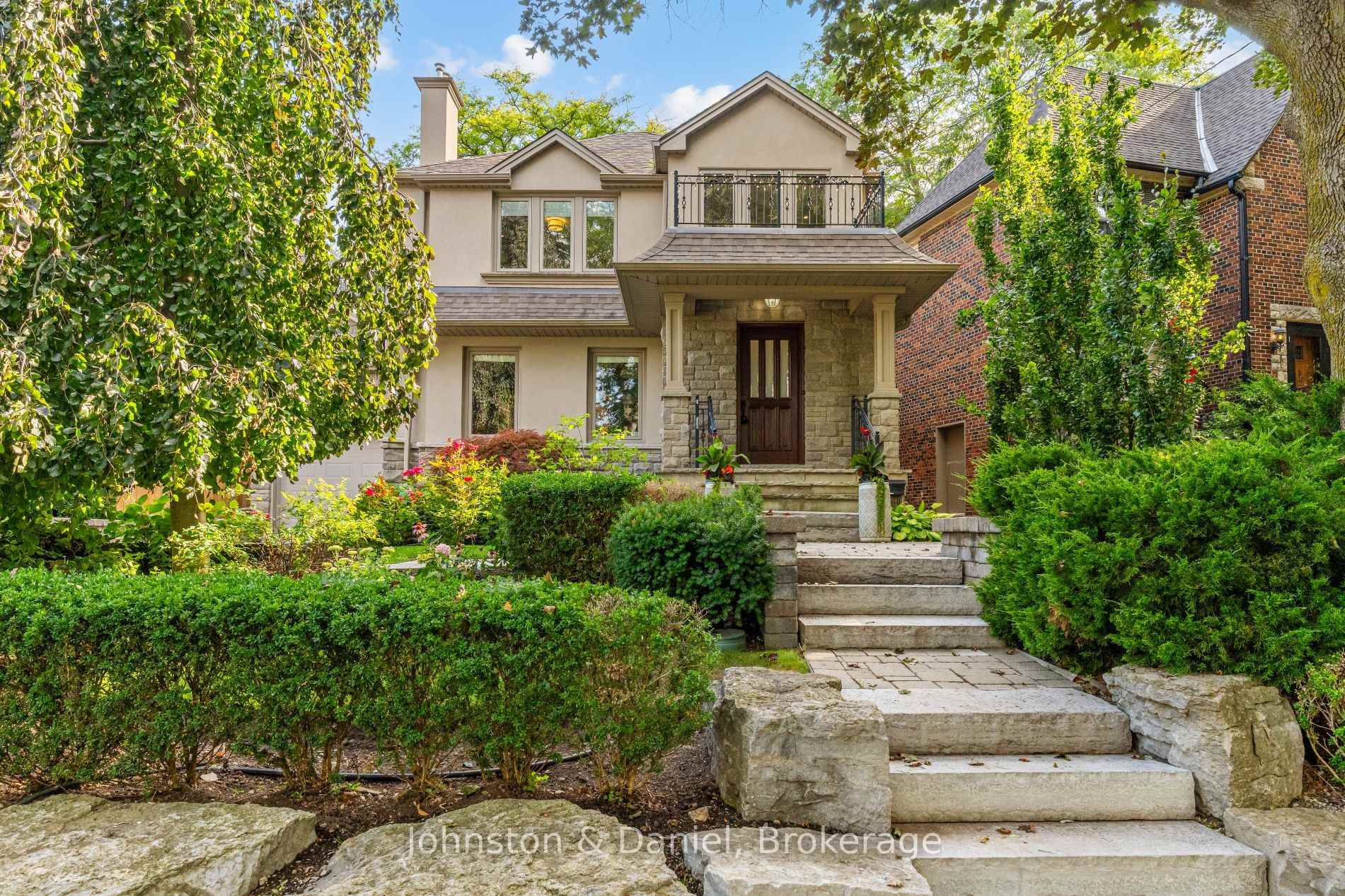 Photo 1 of 77 Lawrence Crescent, Toronto, Lawrence Park South — HOMEH