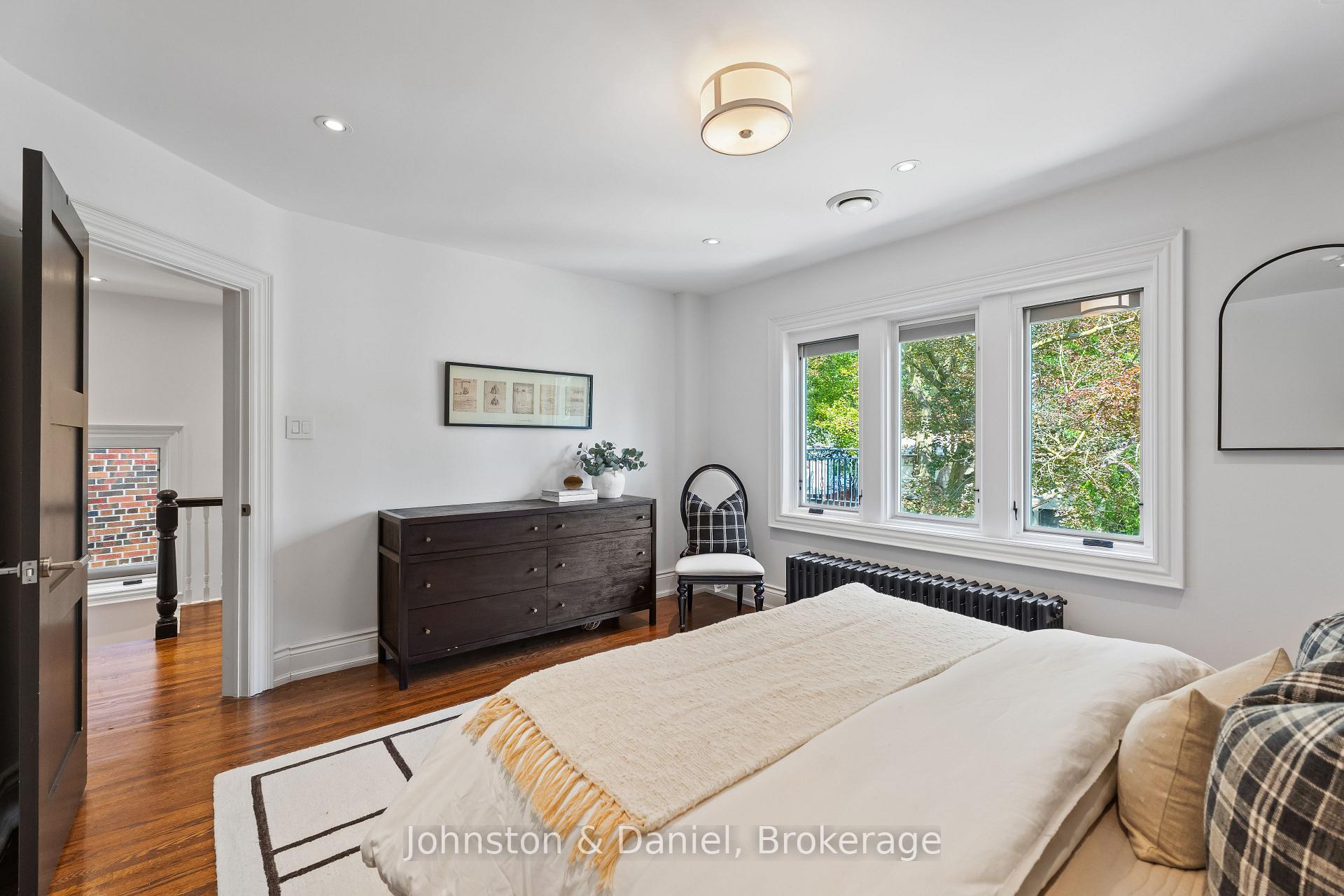 Photo 26 of 77 Lawrence Crescent, Toronto, Lawrence Park South — HOMEH