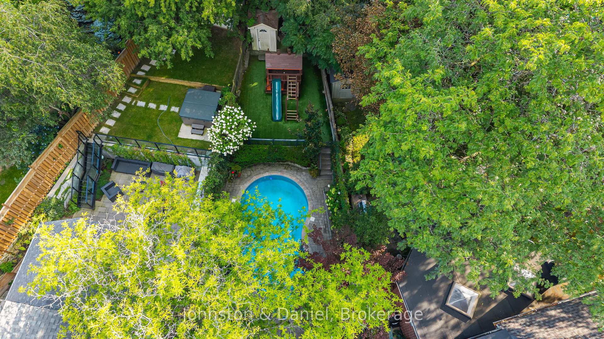 Photo 44 of 77 Lawrence Crescent, Toronto, Lawrence Park South — HOMEH