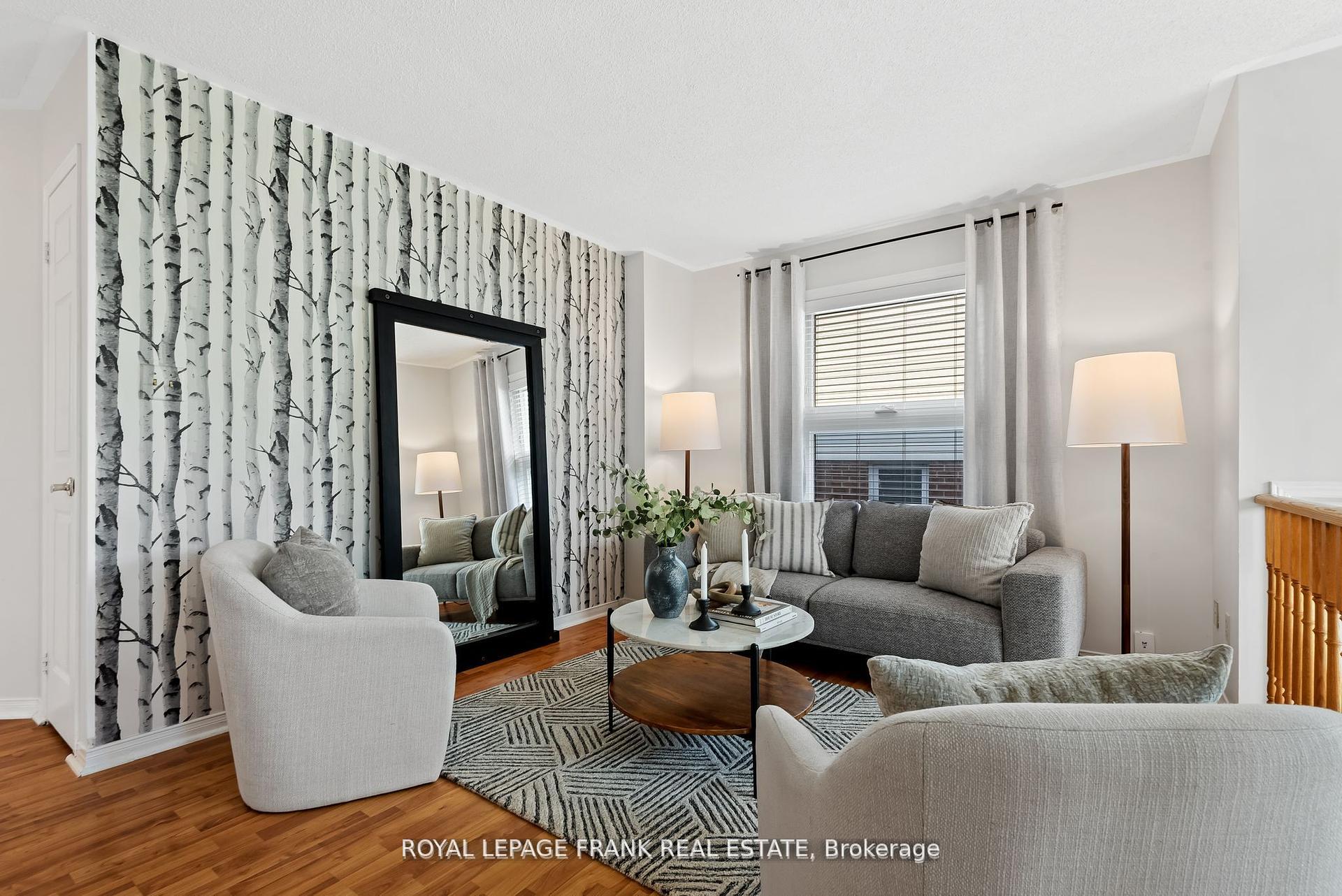 Photo 4 of 95 Champine Square, Clarington, Bowmanville — HOMEH