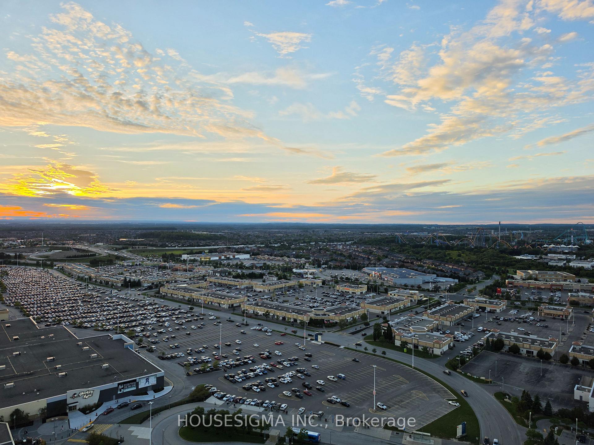Photo 5 of Unit PH 218, 9000 Jane Street, Vaughan, Vellore Village — HOMEH