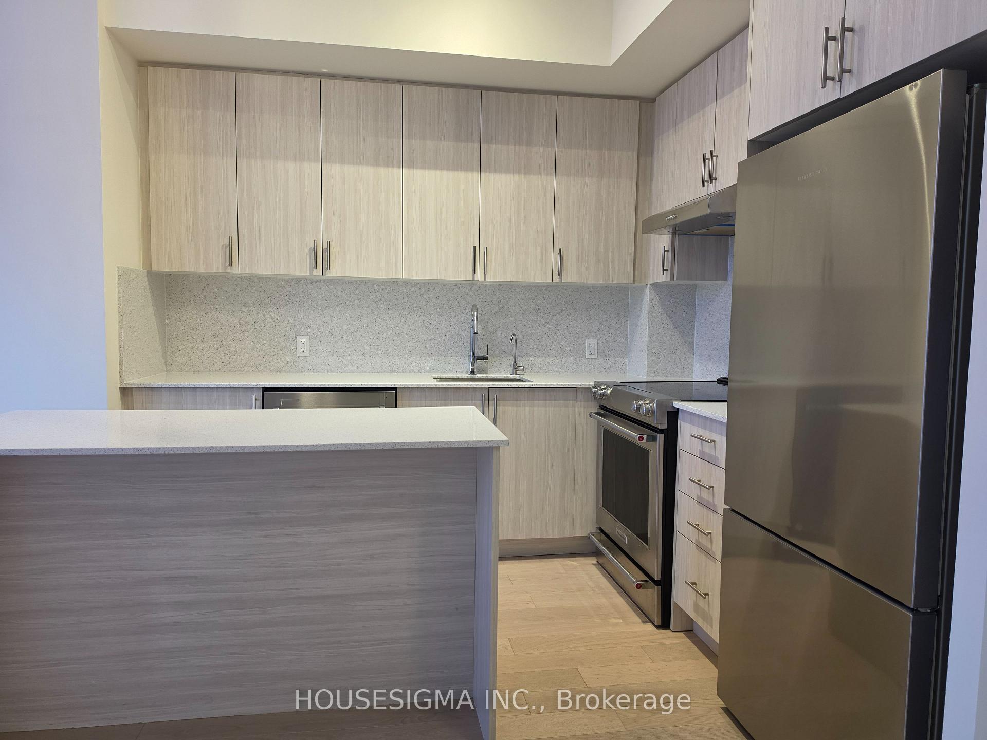 Photo 7 of Unit PH 218, 9000 Jane Street, Vaughan, Vellore Village — HOMEH