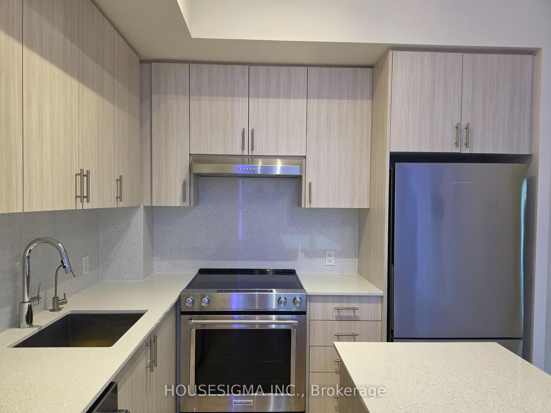 Photo 9 of Unit PH 218, 9000 Jane Street, Vaughan, Vellore Village — HOMEH
